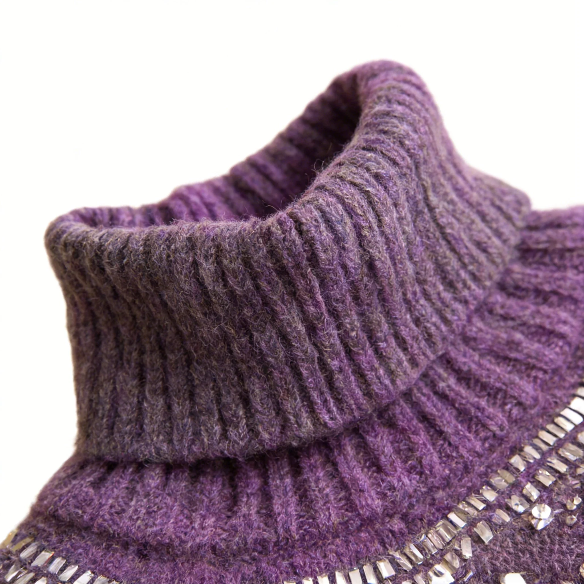 Women's Sweater008.png
