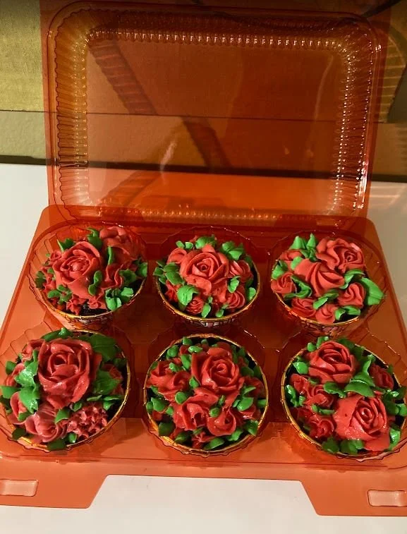 flower cupcake.JPG
