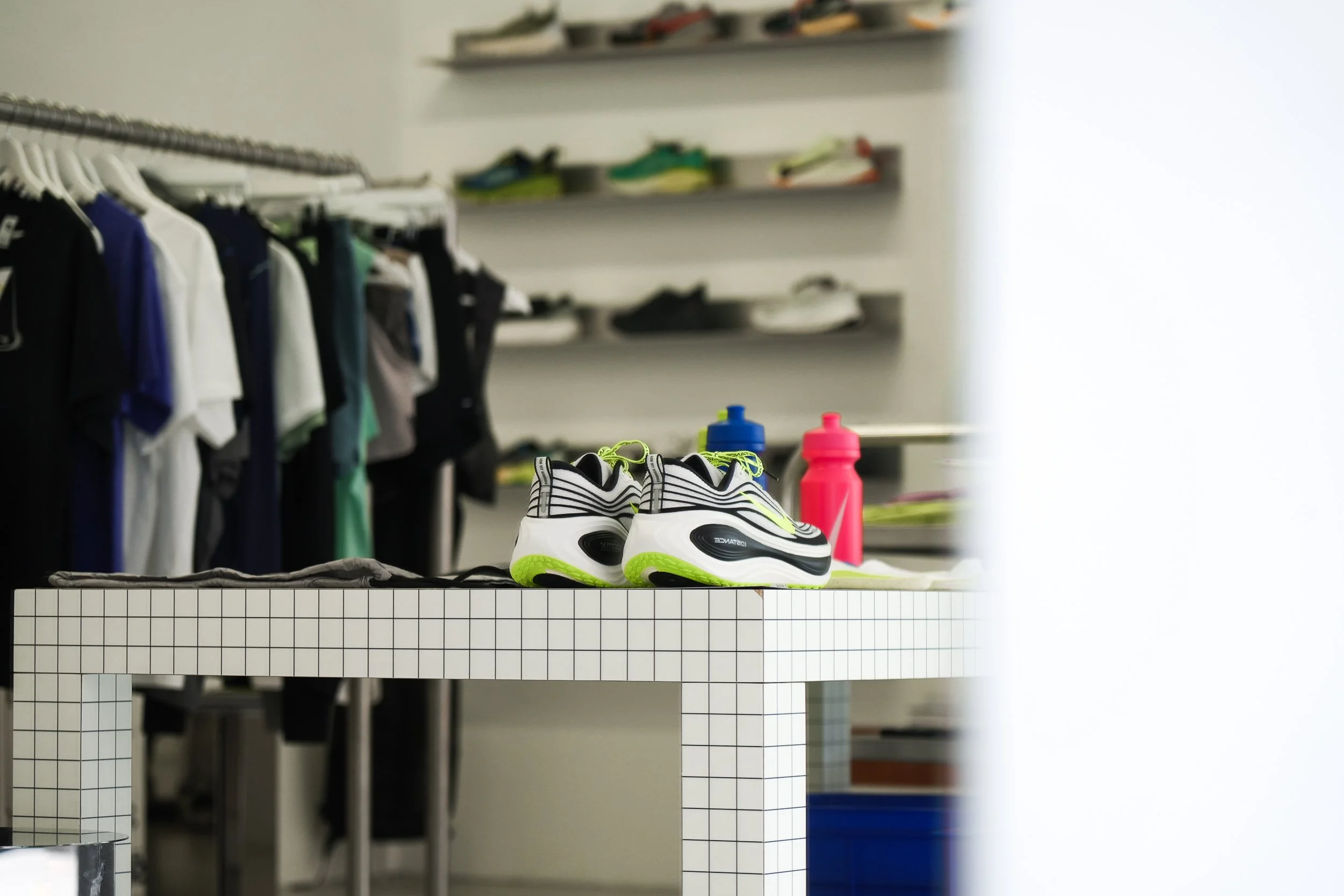 distanceStore-Lyon-OUT-004.jpg