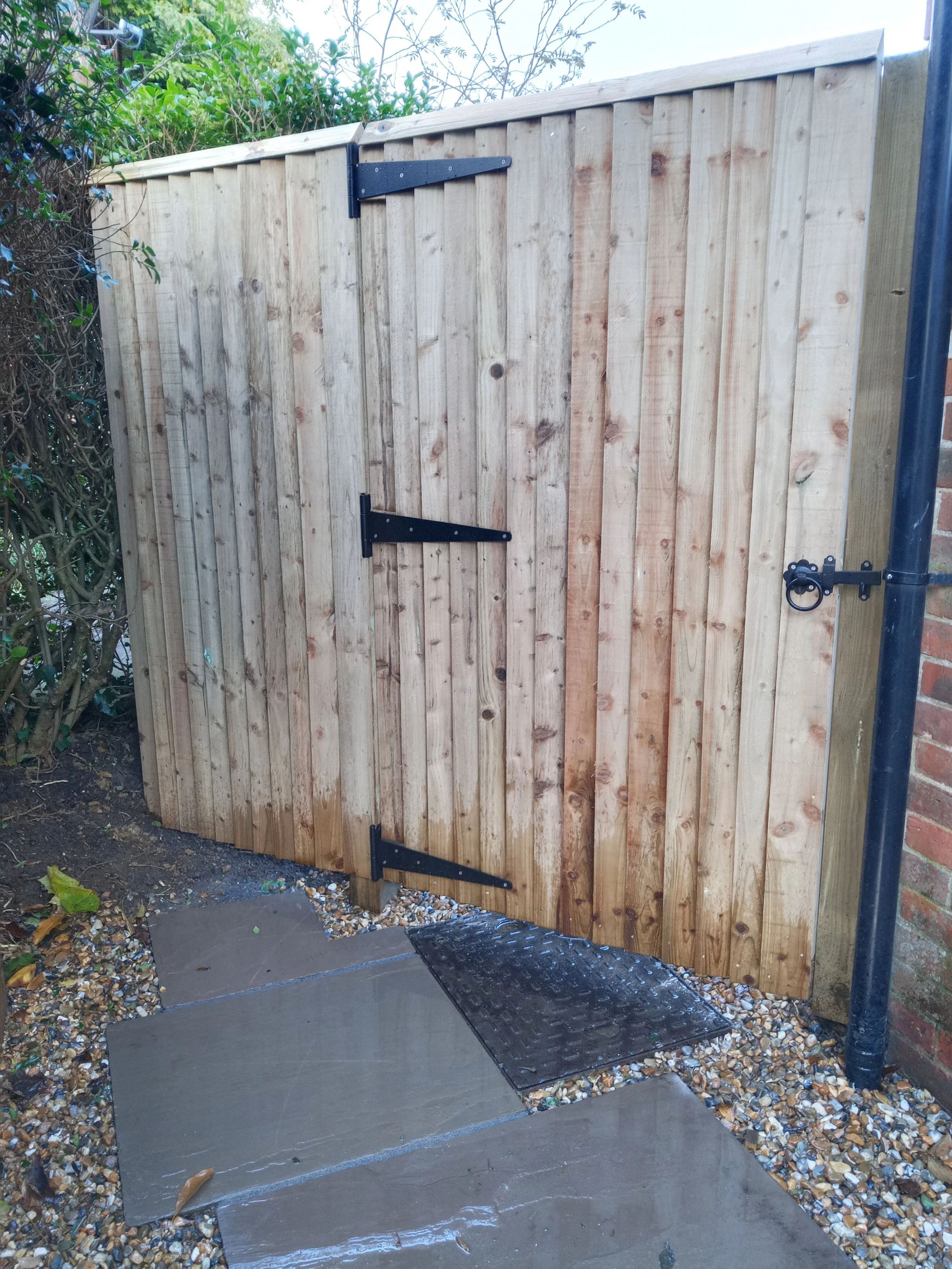 Custom Gate Build | Gate Installation | Garden Gate | Wooden Gate | Upper Beeding | R. Beeney & Son  