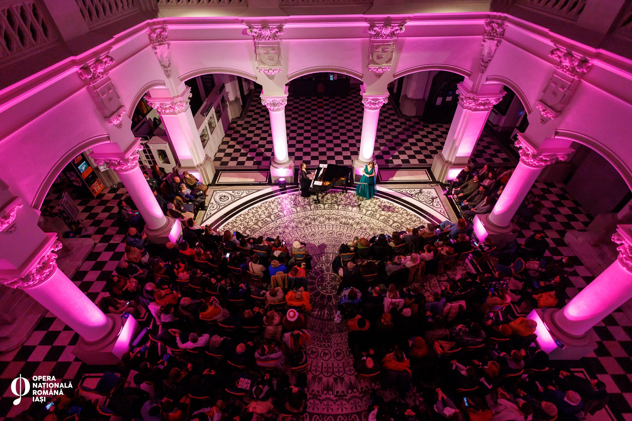 „Concert la Palat”, la Palatul Culturii