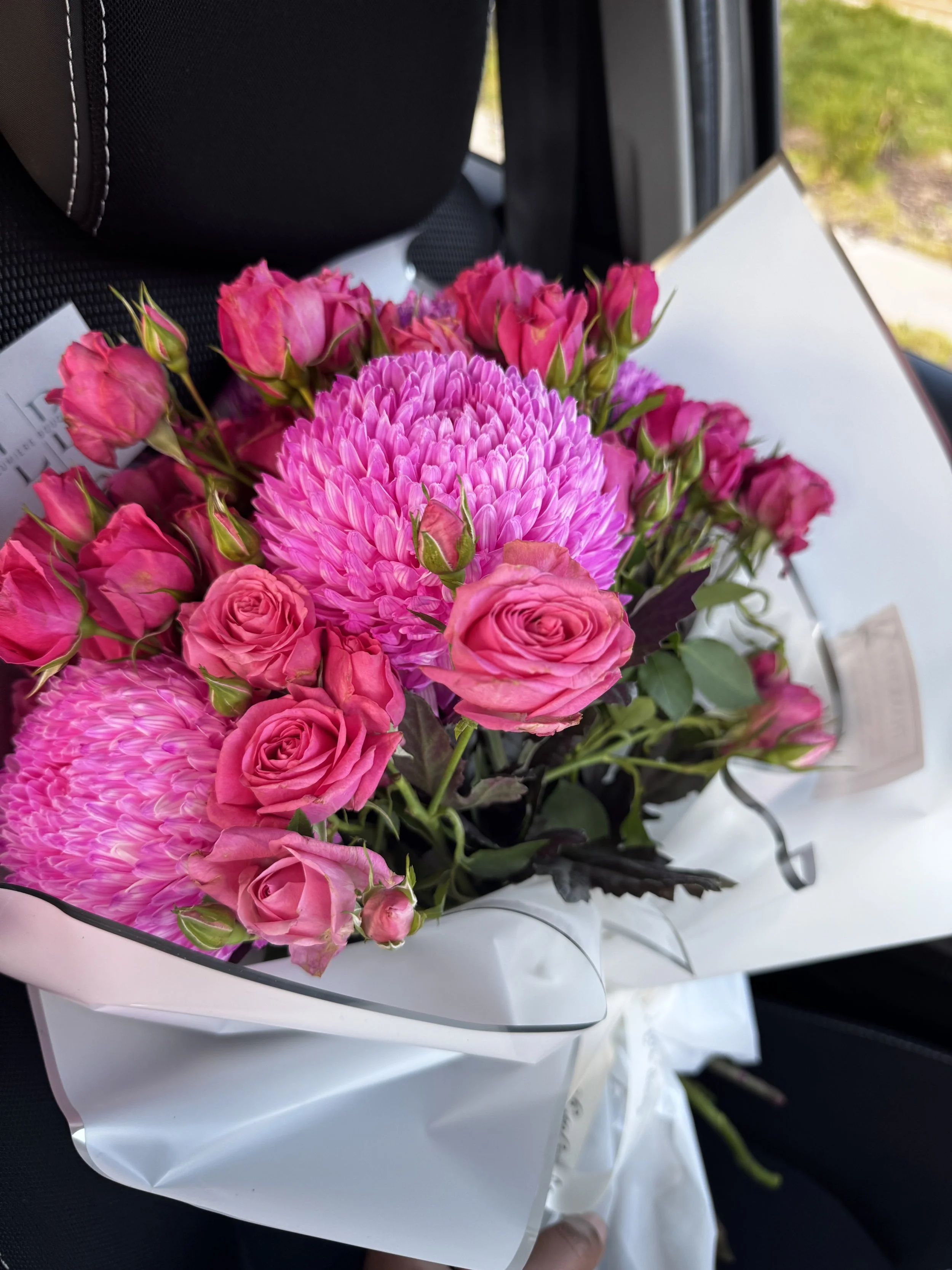 Premium Disbud  and spray roses bouquet