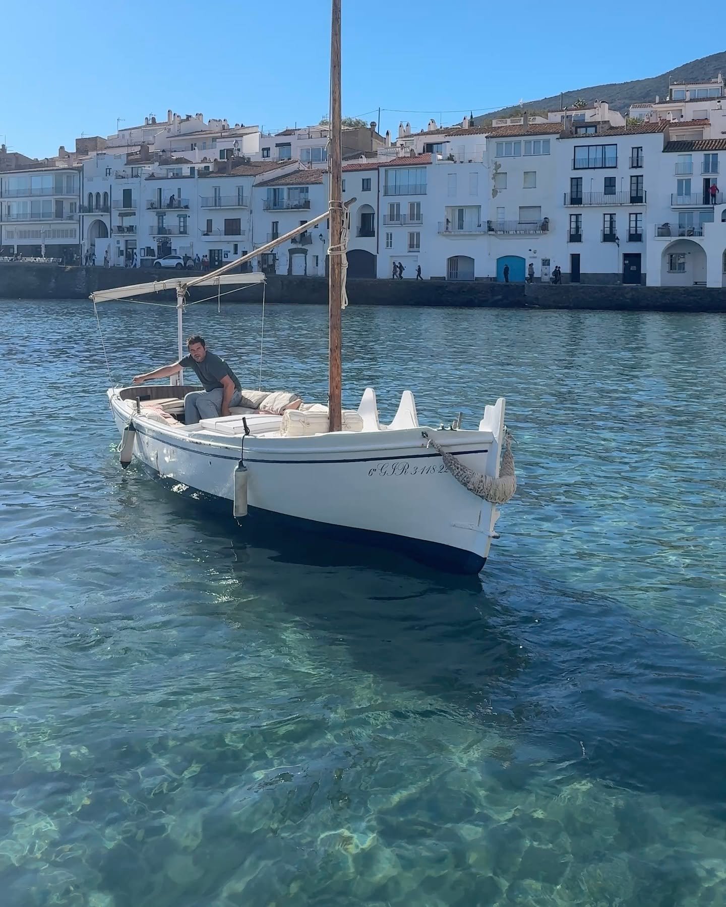 October days at sea we live for <3 

Beautifully captured by @liafische @sliceoflucas