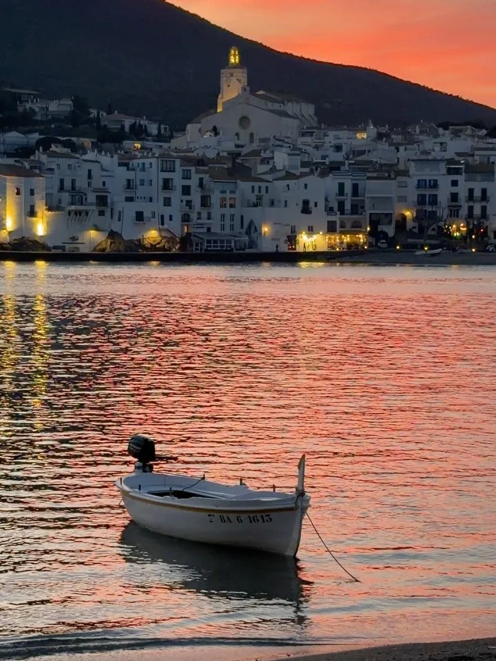 Cadaqu&eacute;s in February 🤍🌊 when some days are like summer, and others the coldest winter ✨

Reserve your boat tour along this stunning coastline of Cap de Creus in Costa Brava to experience this magic 🤍