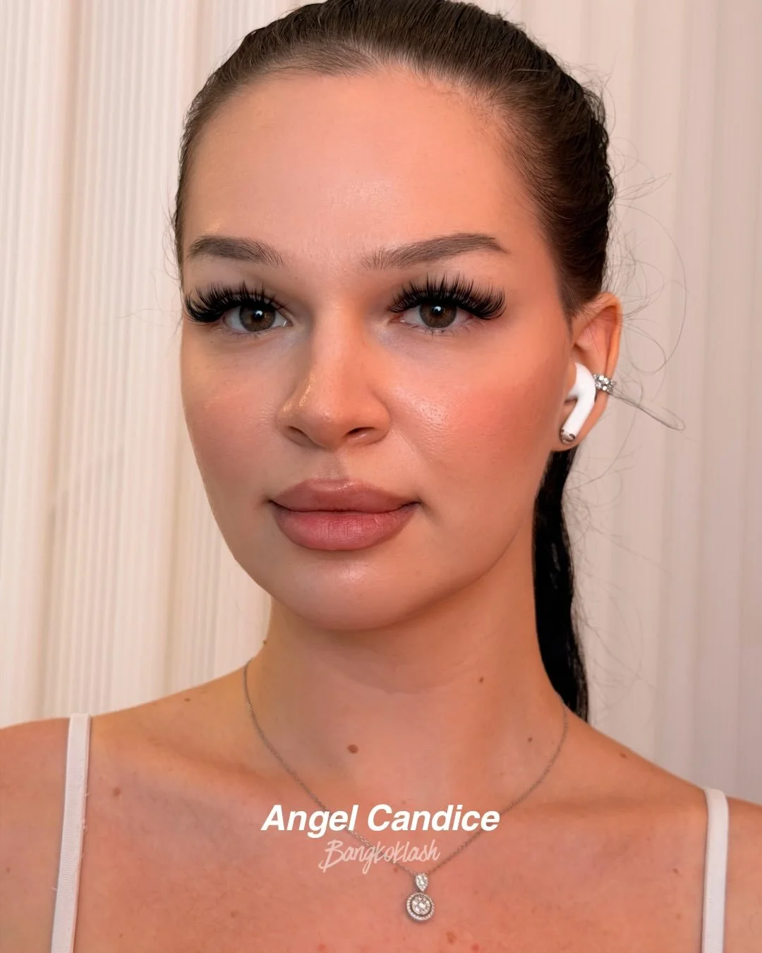 Angel Candice 🤍🪽
Your everyday lashes, elevated.

Light, wispy, and perfectly balanced 
made to enhance, not overpower ✨

Duration 2 hours
🪄Lashes created by Senior Artist May 

#lashextensions #bangkoklash #lashextensionsbangkok #ต่อขนตา #lash