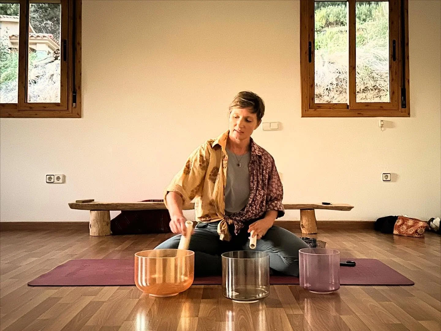 Very grateful for our first sound bath session @casareset. The acoustics were perfect in the Birdhouse as the sun set through the windows and we drifted on the sound waves created by the talented @lisahood.co 🙏