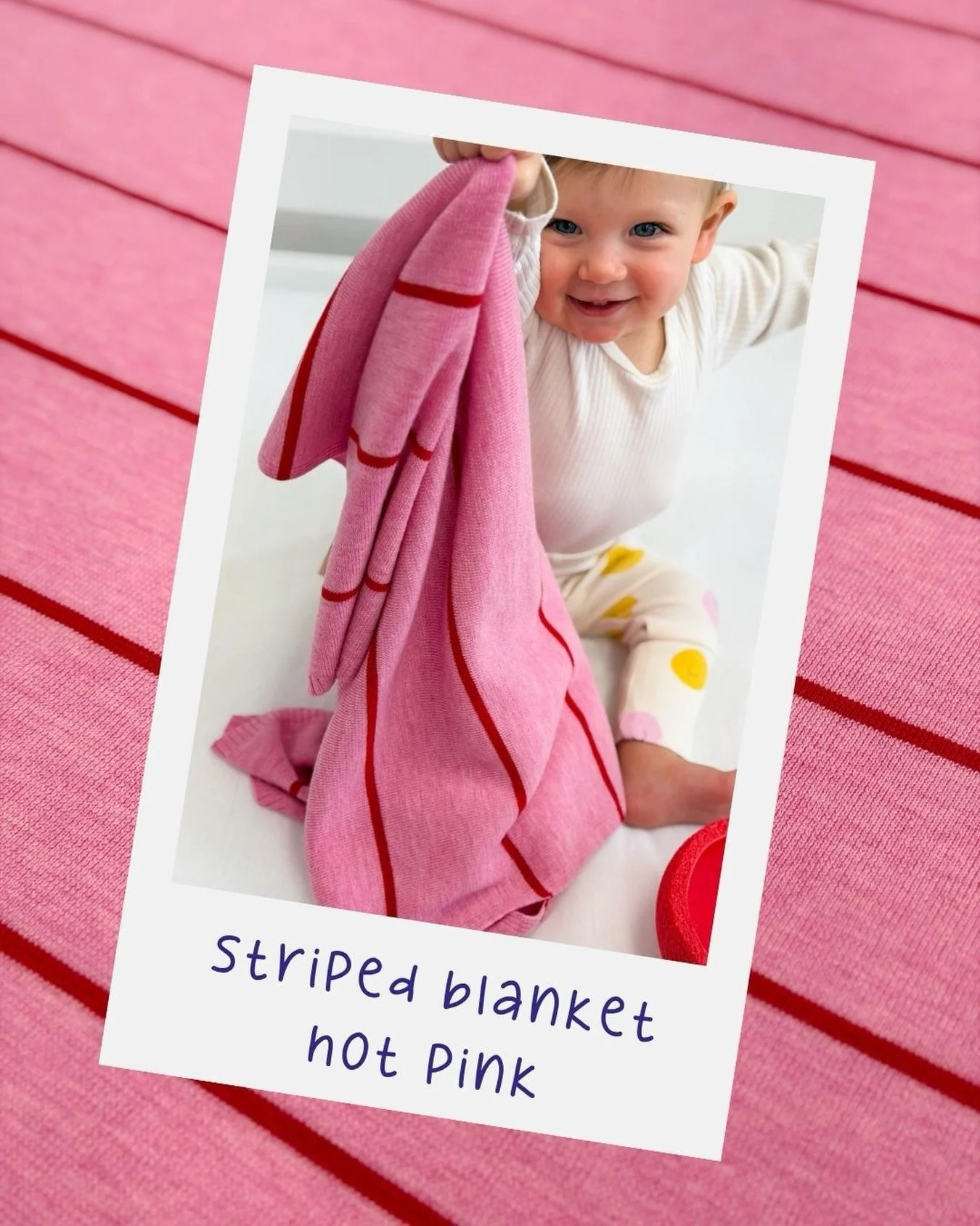 Hot pink met een toets van bordeaux.
Nee het is geen cocktail, wel ons nieuwste dekentje!
Comfort never looked so cool 🌸

#mellrose #babystyle #babyproducten #merinowol #modernparents
