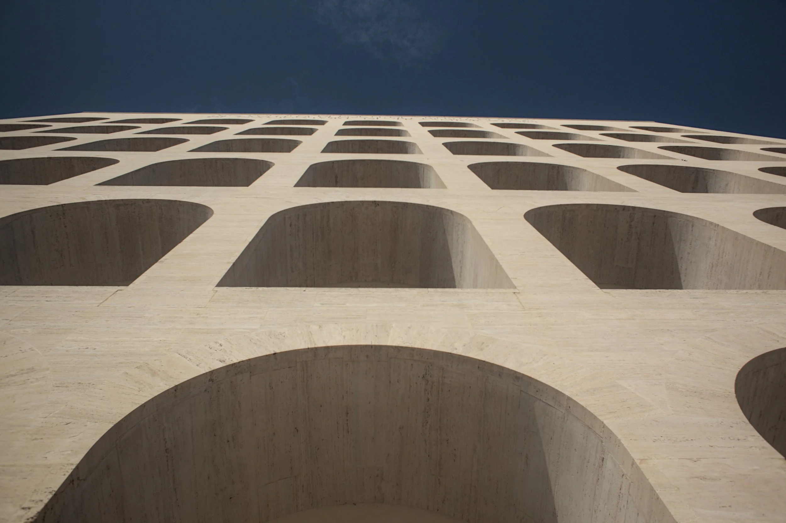 Uncanny - (Un)knowing Urban Spaces