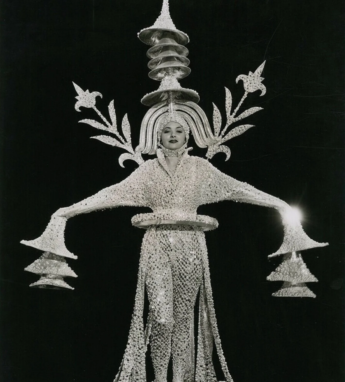 Getting ready to open back up on January 8th! Back to our Wednesday Dinner and a Show with @the_virgin_x on the 14th. Come enjoy a night with the Virgin and a 3 course meal by @braciabracia . Till then have a great NYE and see you on the other side ?