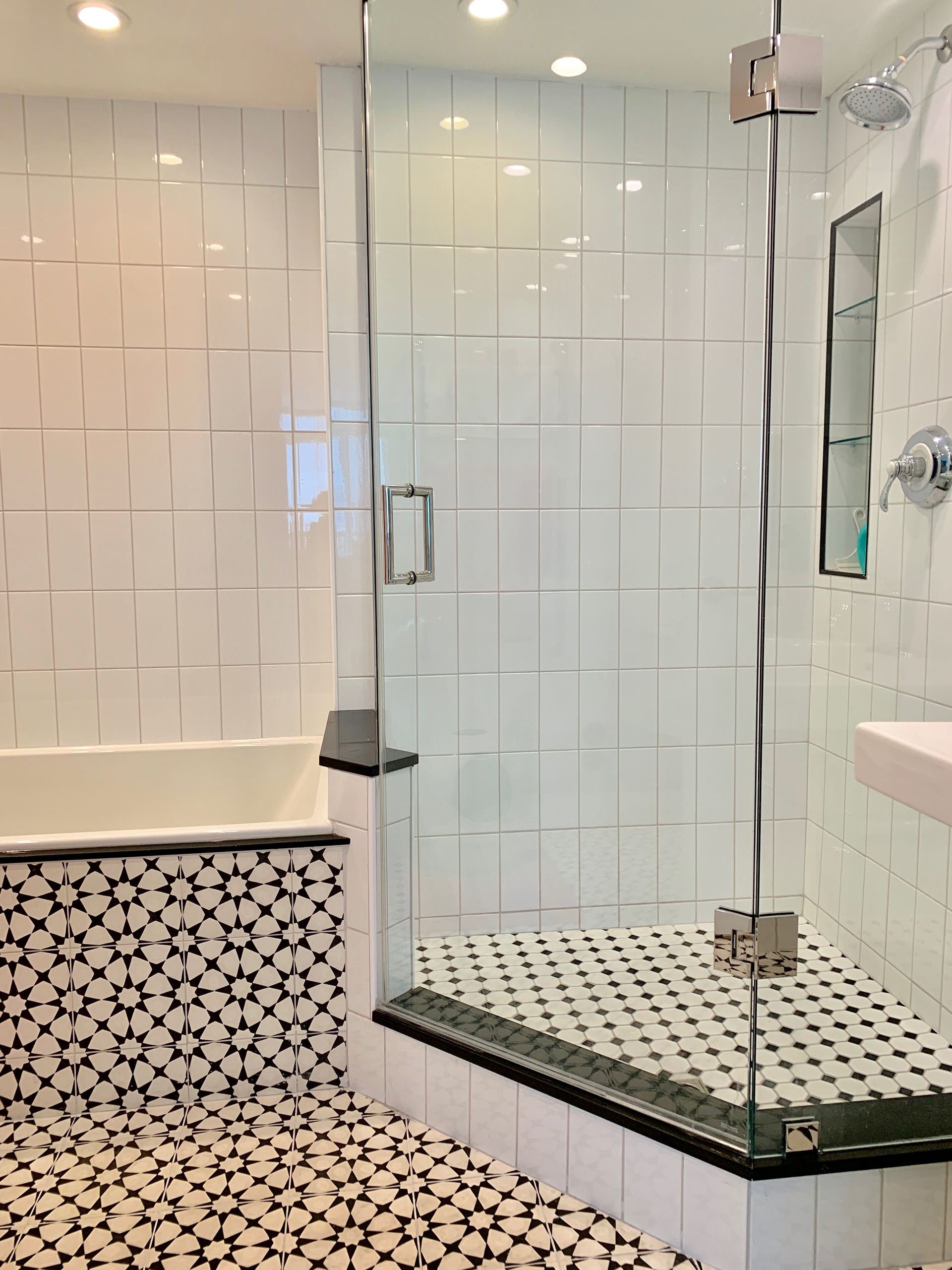 English bathroom 1.jpg