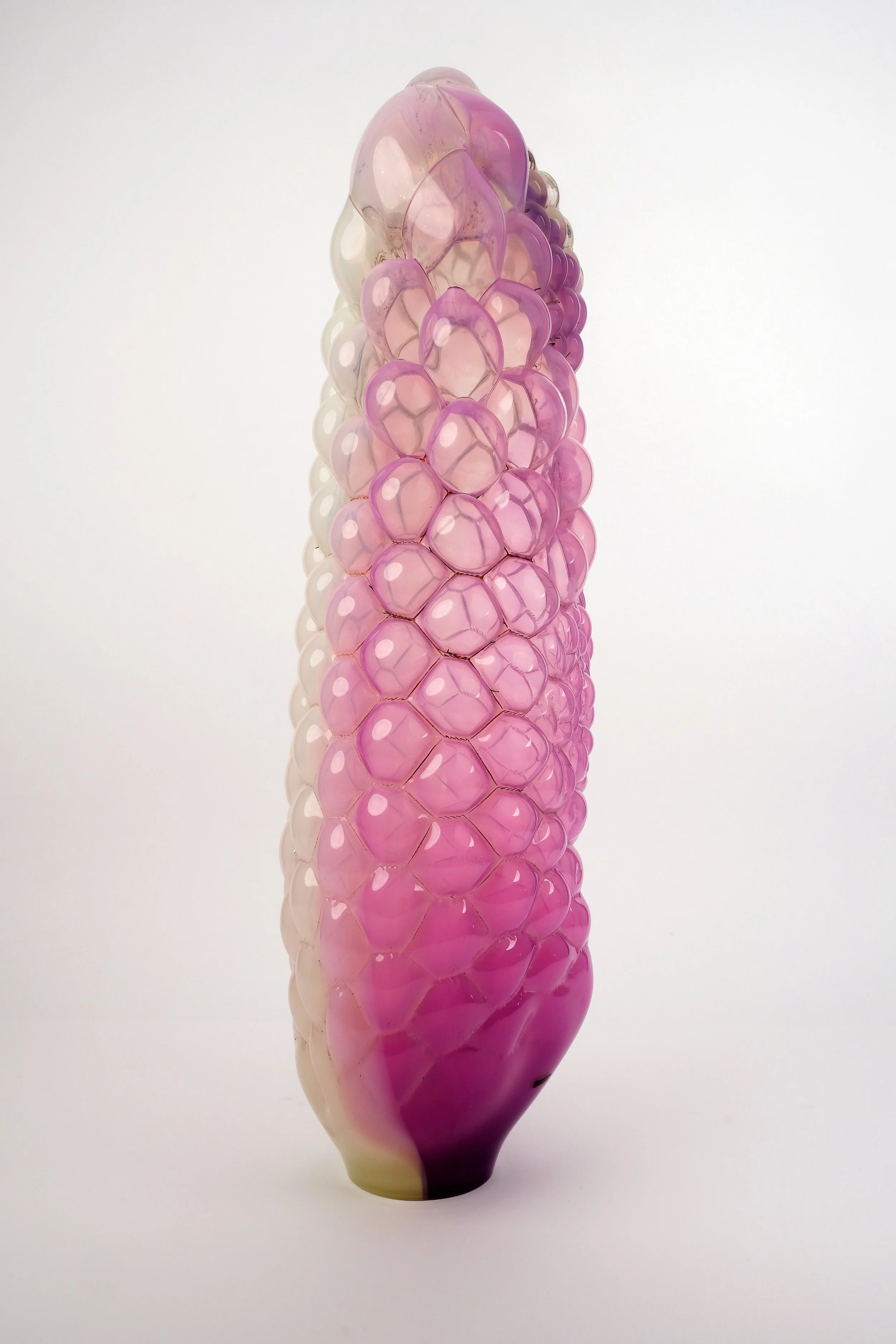 #CHAOS SENSIBLE 004_sponge,
Blown glass, double teinted
79 x 20 x 24 cm