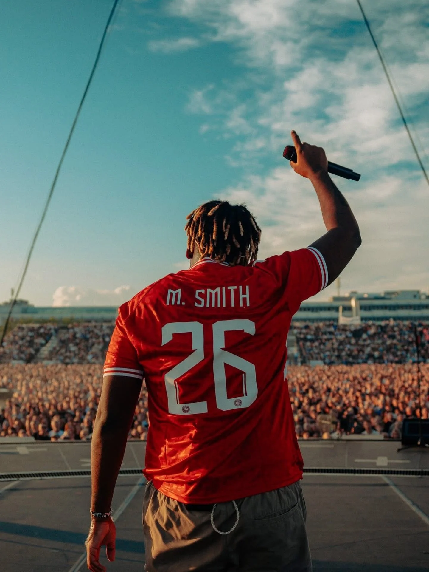 What a time. Huge thanks to @mylessmithuk for having Kyle shoot content &amp; pics on the @teddysphotos tour this summer ❤️ 

Hundreds of videos, thousands of photos, vlogs for YouTube and a billion flights&hellip; 

🎥 📸 - @kyleleeman_hc (I guess h