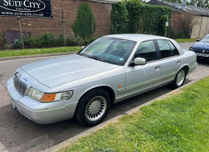 2002 Mercury Grand Marquis