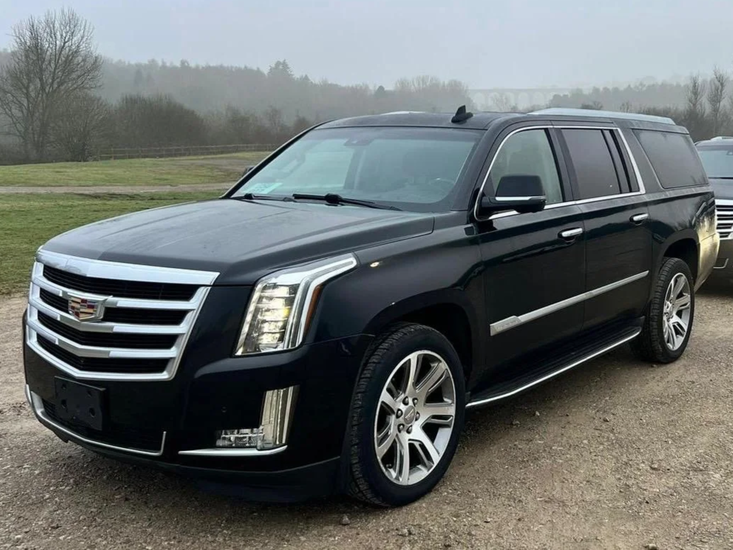 2015 Cadillac Escalade (Black)