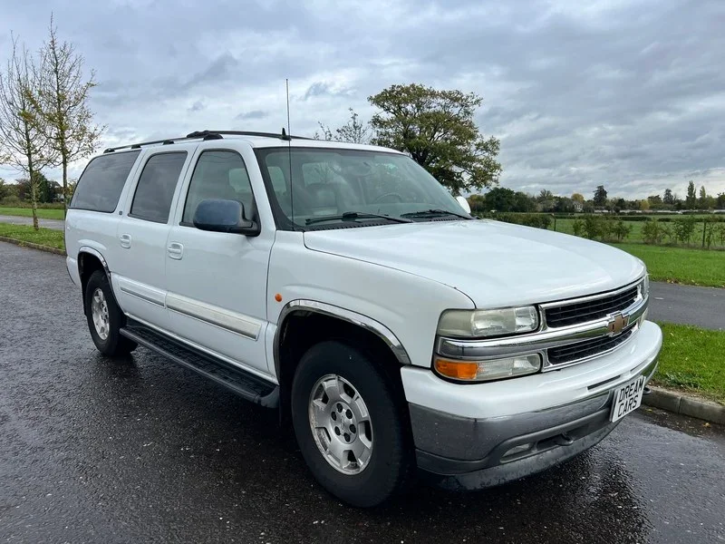 2003-chevrolet-suburban-68fa510e33ed5.webp