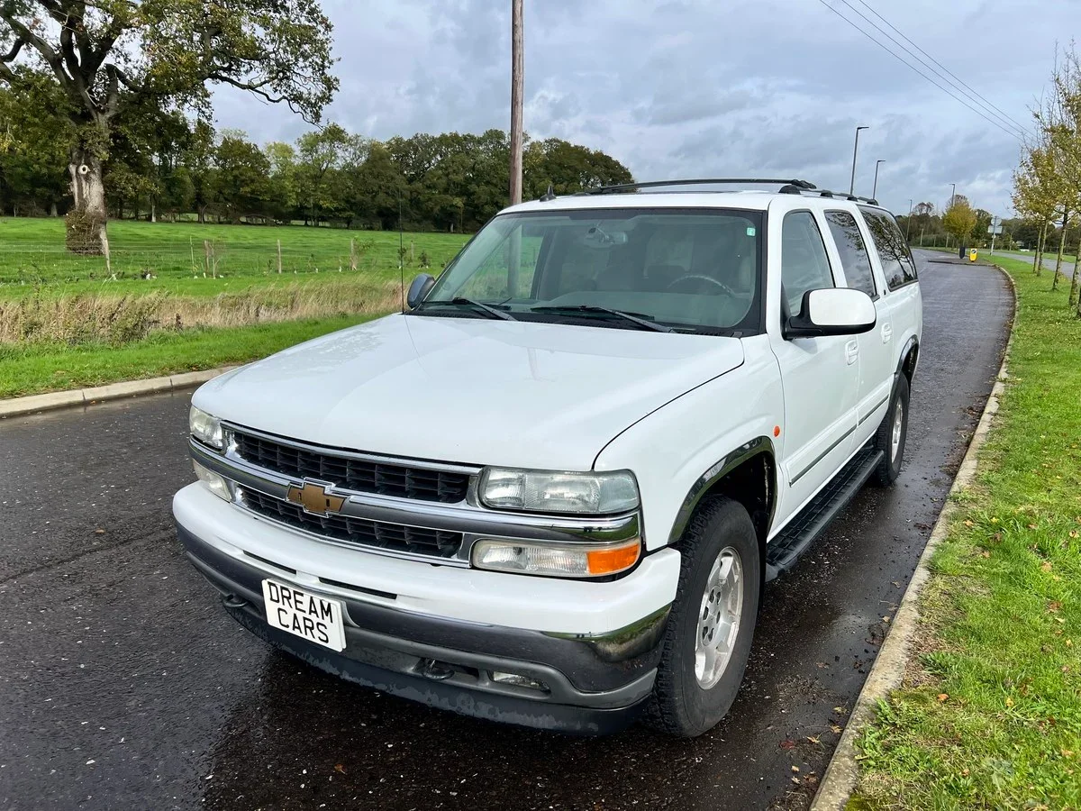 2003-chevrolet-suburban-68fa510e31762.webp