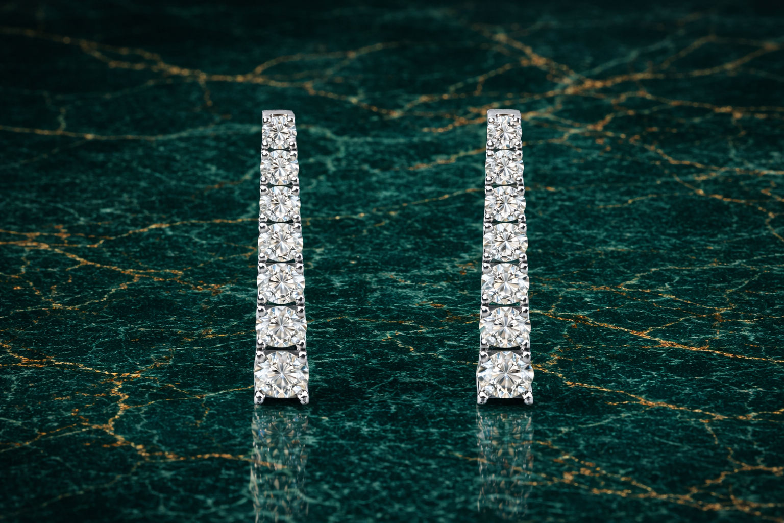 2.80CT Graduated Round Cut Drop Earrings