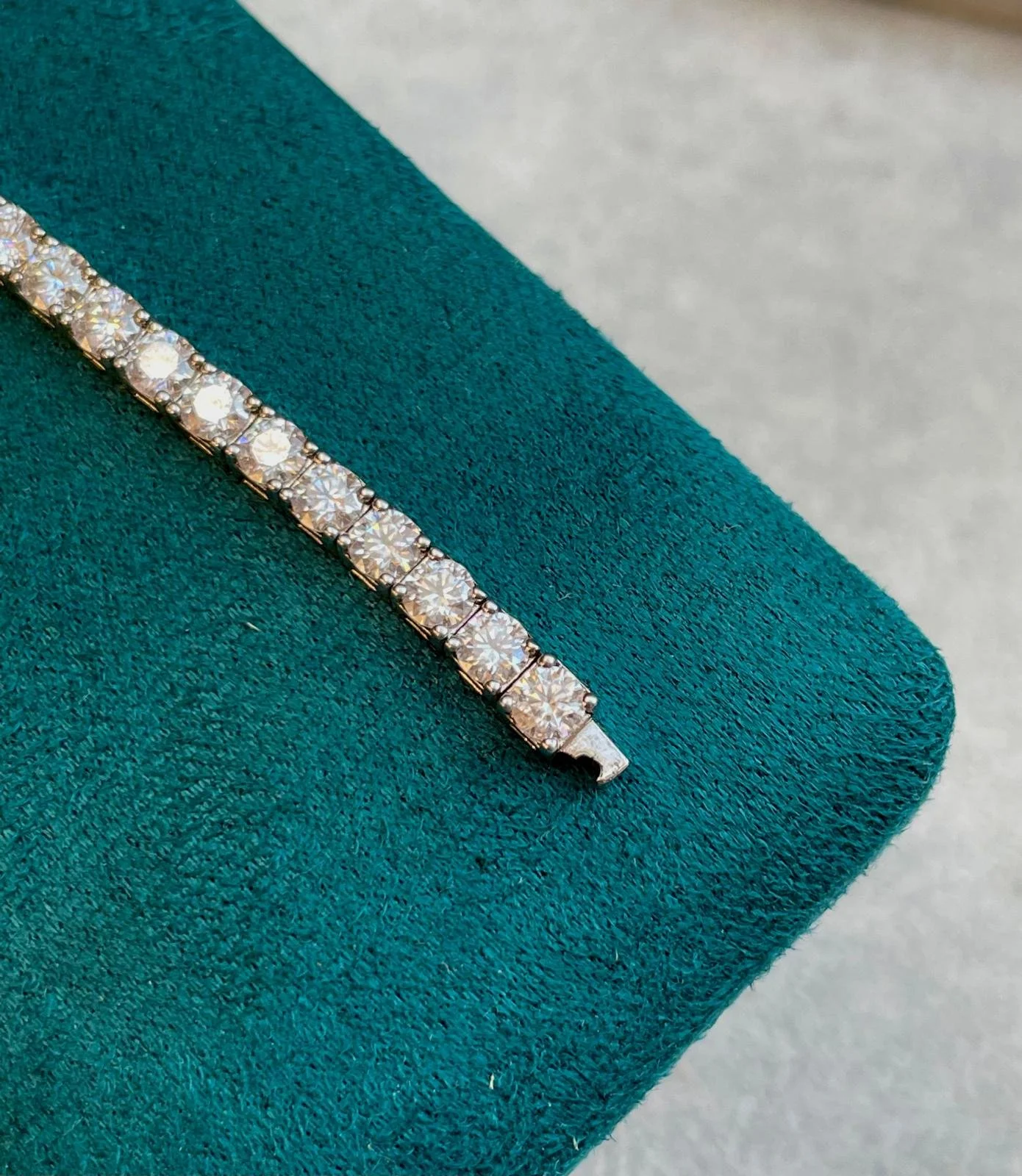 WhatsApp Image 2025-10-19 at 5.55.38 PM (4).jpeg