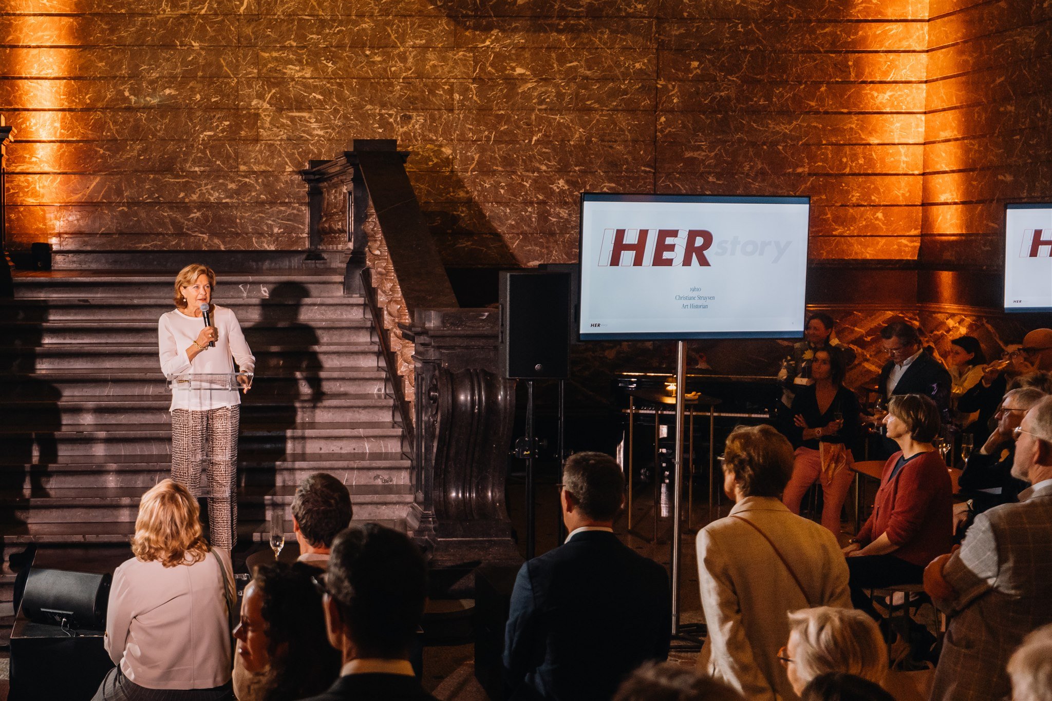Rubey-Invest-fractional-ownership-assets-plus-one-proejcts-antwerp-her-story-kmska-launch-HERstory-fille-roelants104.jpg