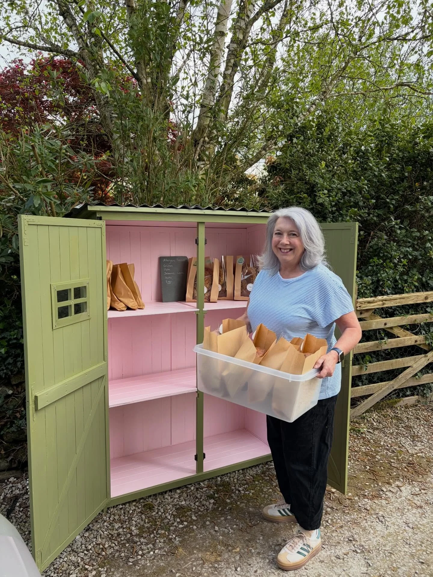 Stocking up the Bread Shed with pre-orders on a Friday afternoon. 
Thanks to everyone for supporting me, it means such a lot 🥰😘 
I&rsquo;m ready for a little break so I&rsquo;m having a week off baking. 
Both sourdough starters will be refreshed an