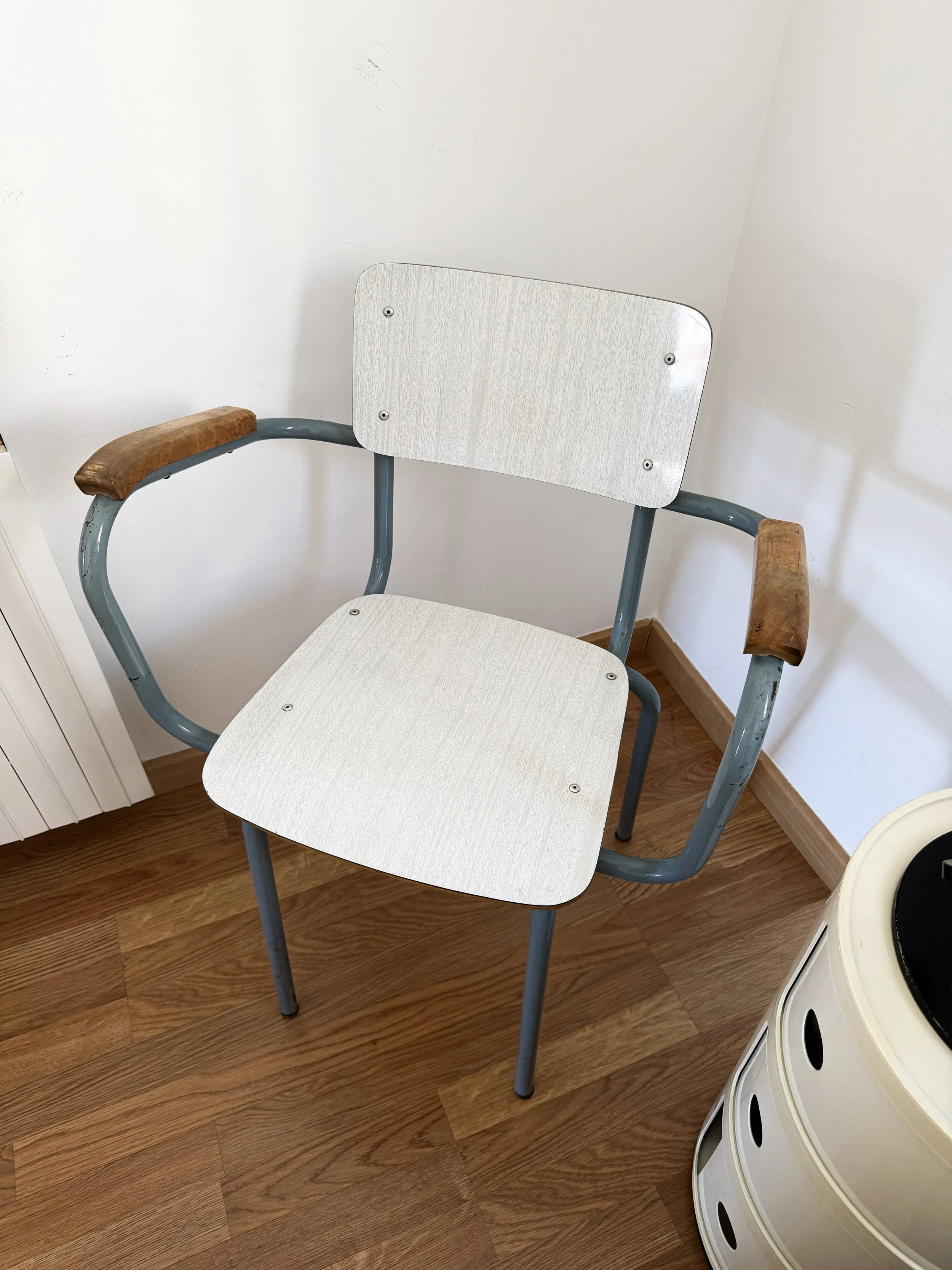 The retro chair