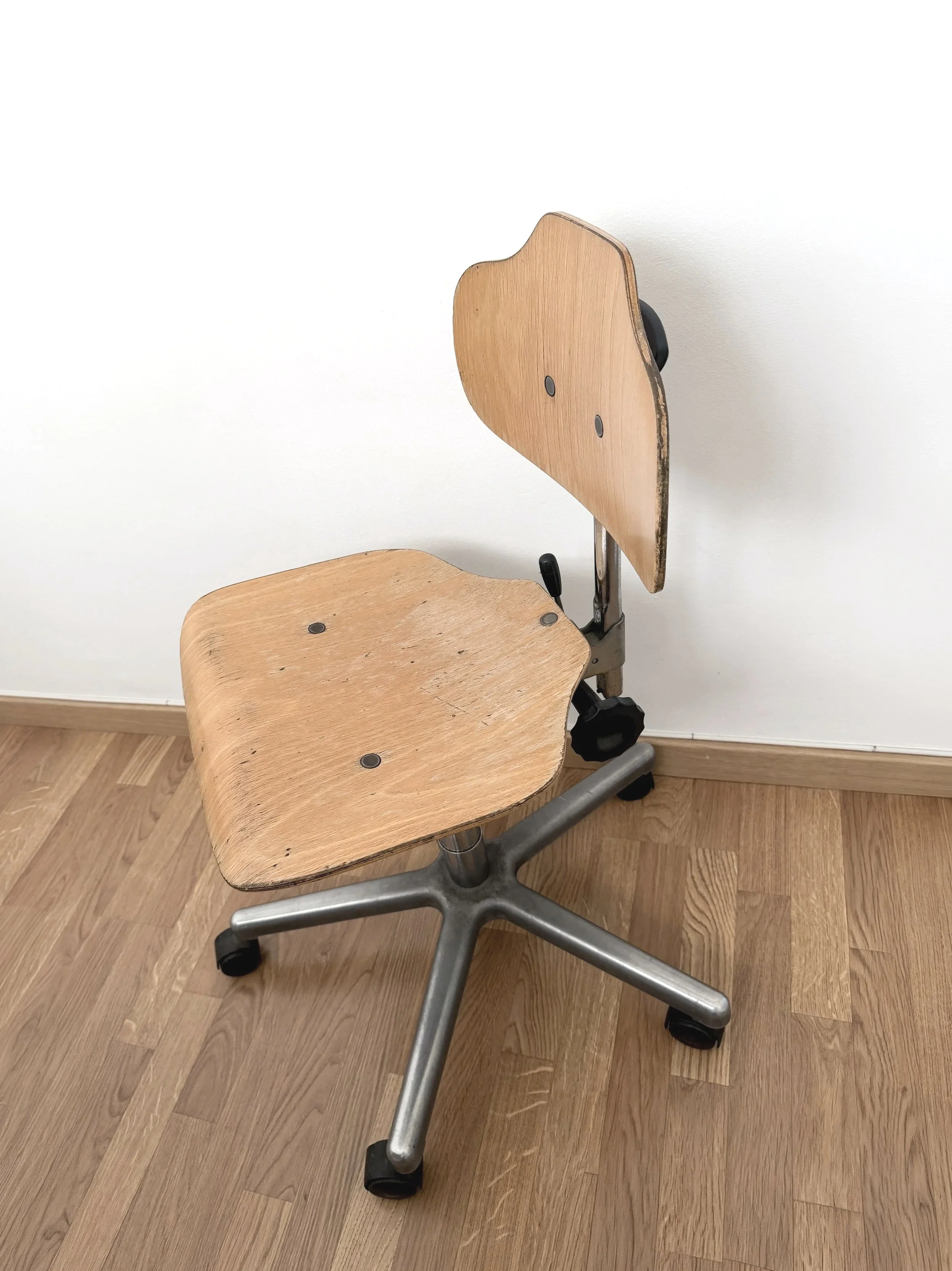tabouret.jpg