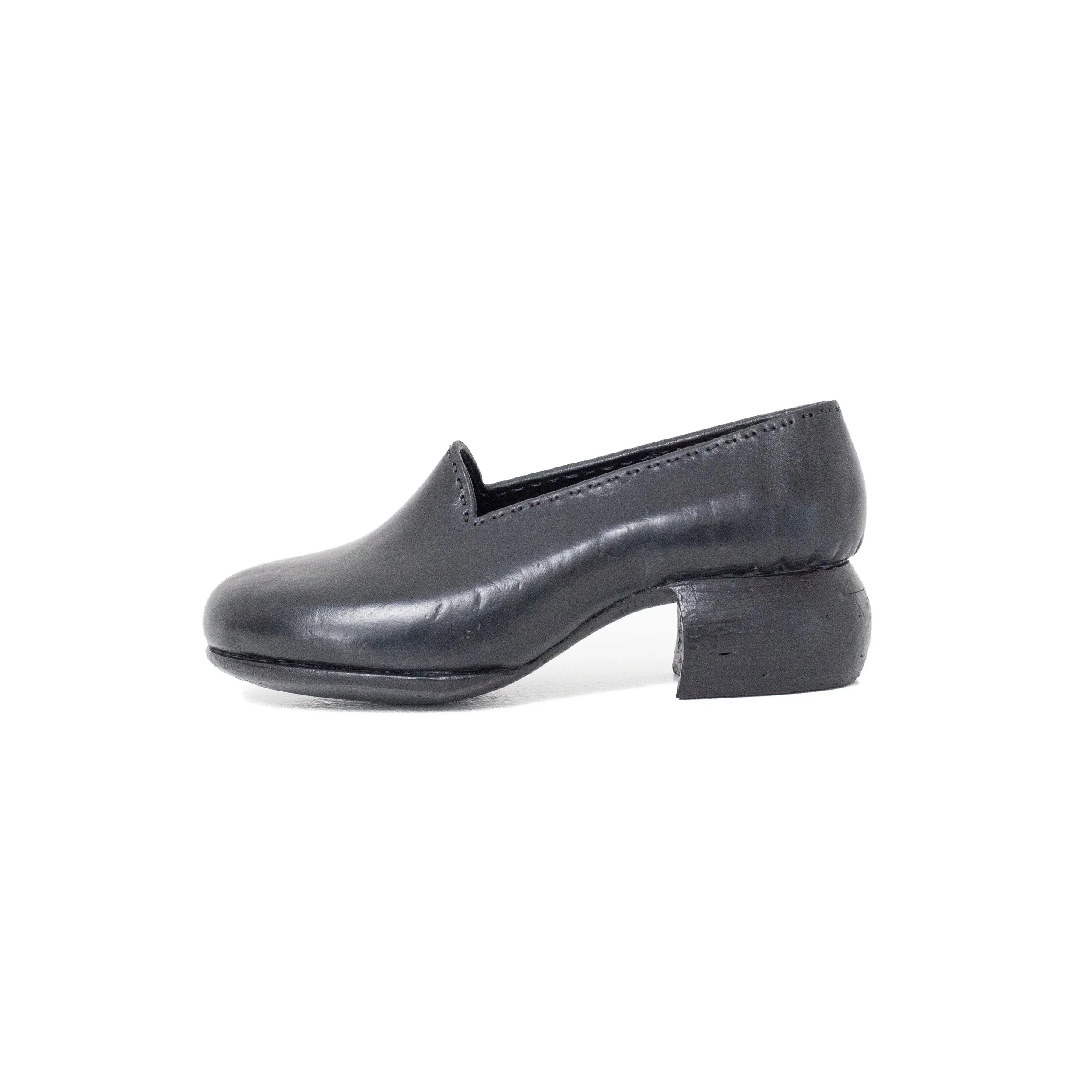 LINE 2 Loafer shoes 002 Cowhide (Black)