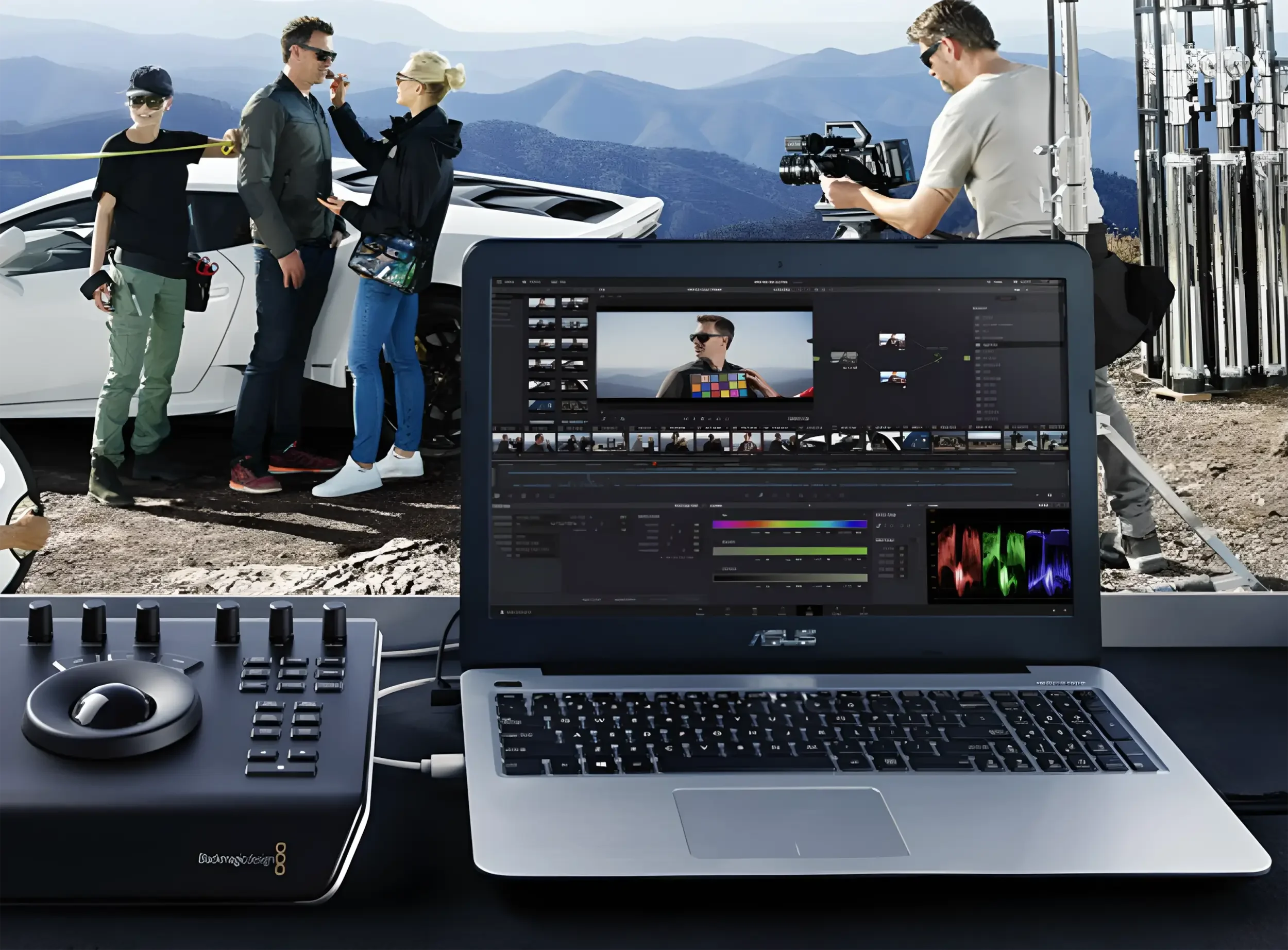 Full-Service Videoproduktion in München: Blackship Studios Workflow vom Automotive-Filmset mit Sportwagen bis zur professionellen Postproduktion und Color Grading am Laptop.
