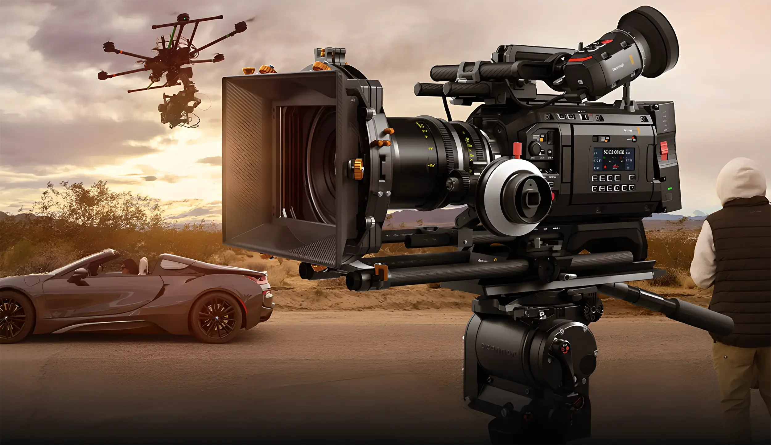 High-End Automotive Filmproduktion München: Blackship Studios Set mit professioneller Kinokamera und Heavy-Lift-Drohne für dynamische Sportwagen-Aufnahmen.