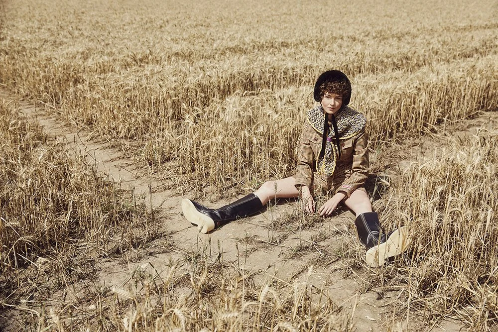 L'offciel Singapore - Edge of the World (Copy)