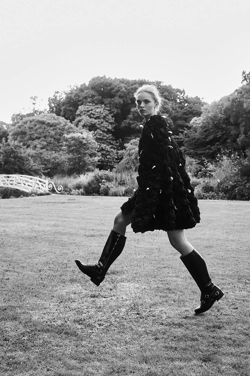 L'officiel Singapore - Secret Garden (Copy)