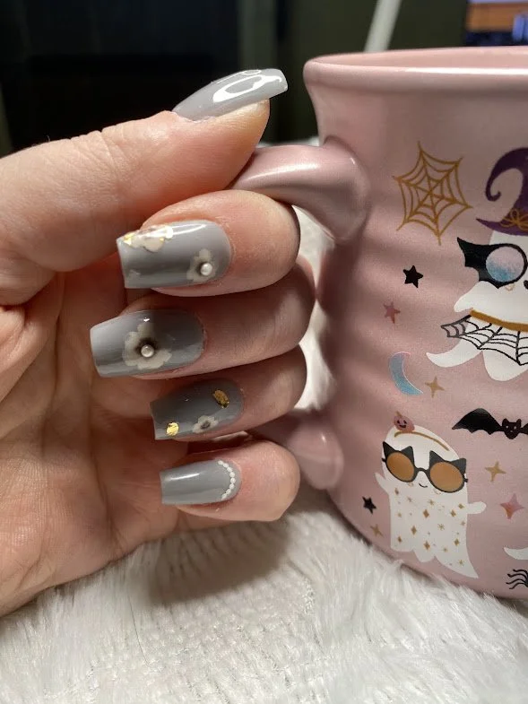 Press-On Nail Tutorial for at Least Two Weeks Wear