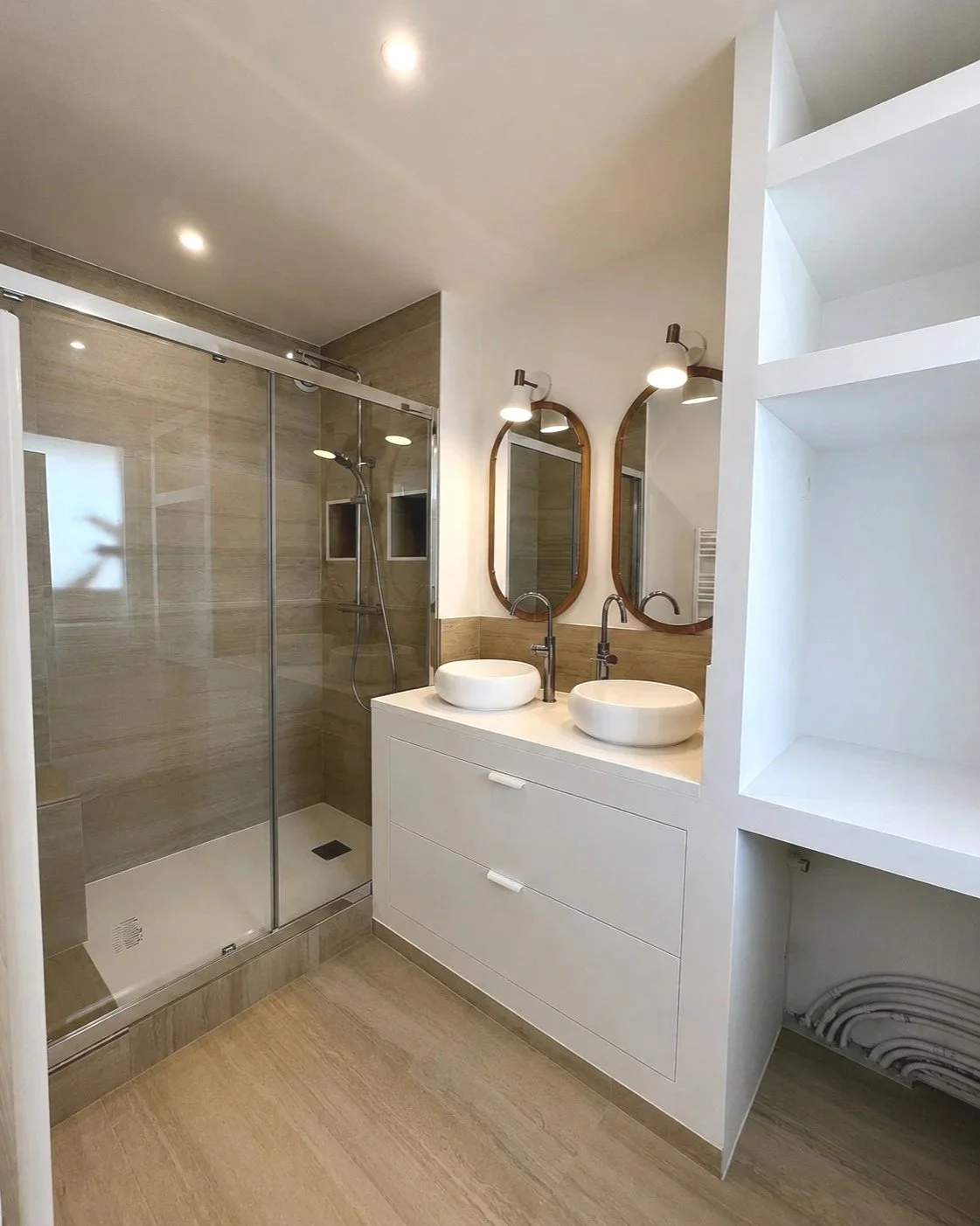 Réalisation Placo - Meuble salle de bain sur mesure / Réalisé en collaboration avec @bbdesign