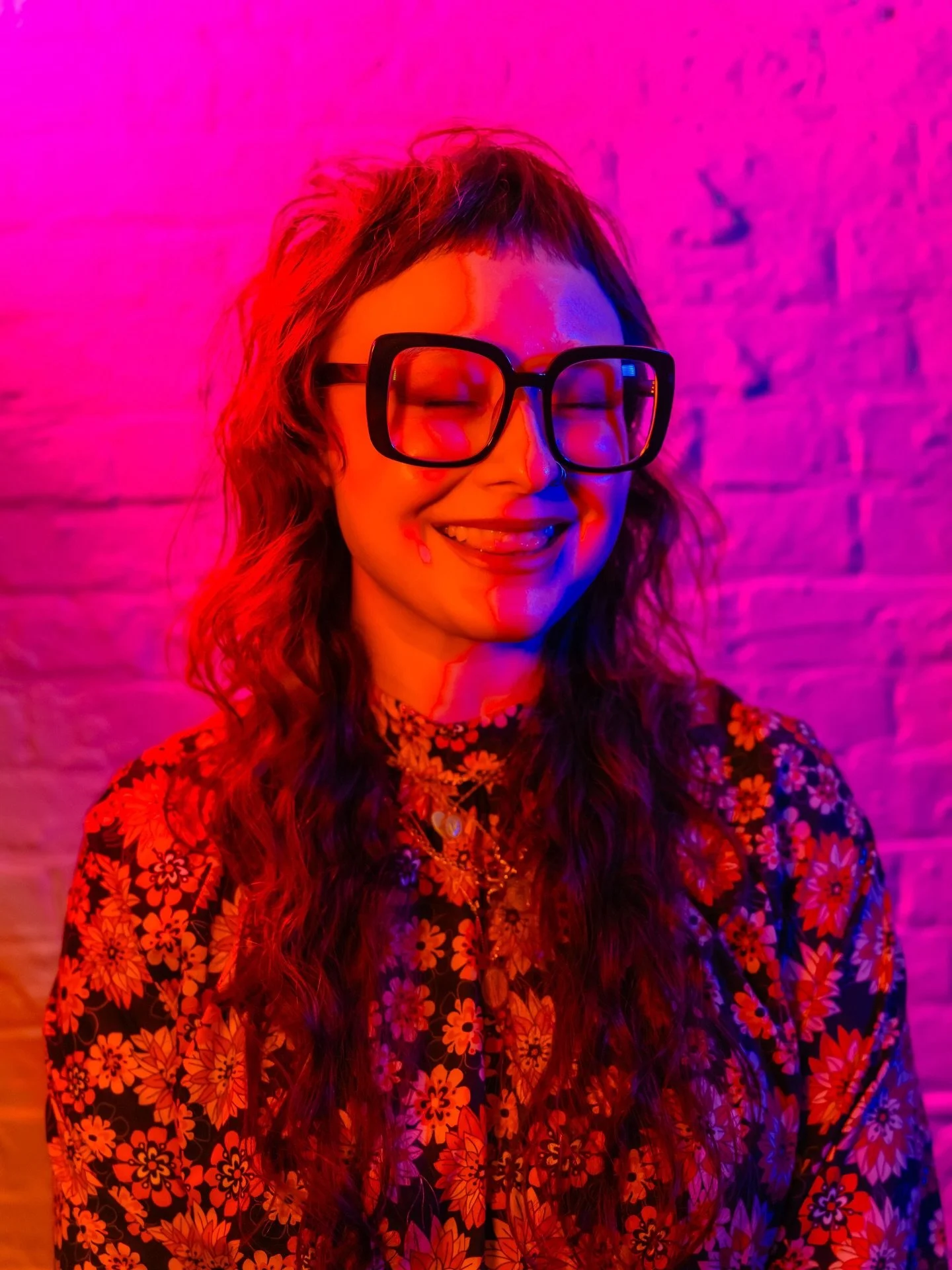 Meet stylist Wryn!
Wryn has been doing hair for about 13 years, getting her start in rural Pennsylvania, and really honing her craft working in Seattle where she worked for 6 years! She moved there not knowing much about it, or knowing anyone but her