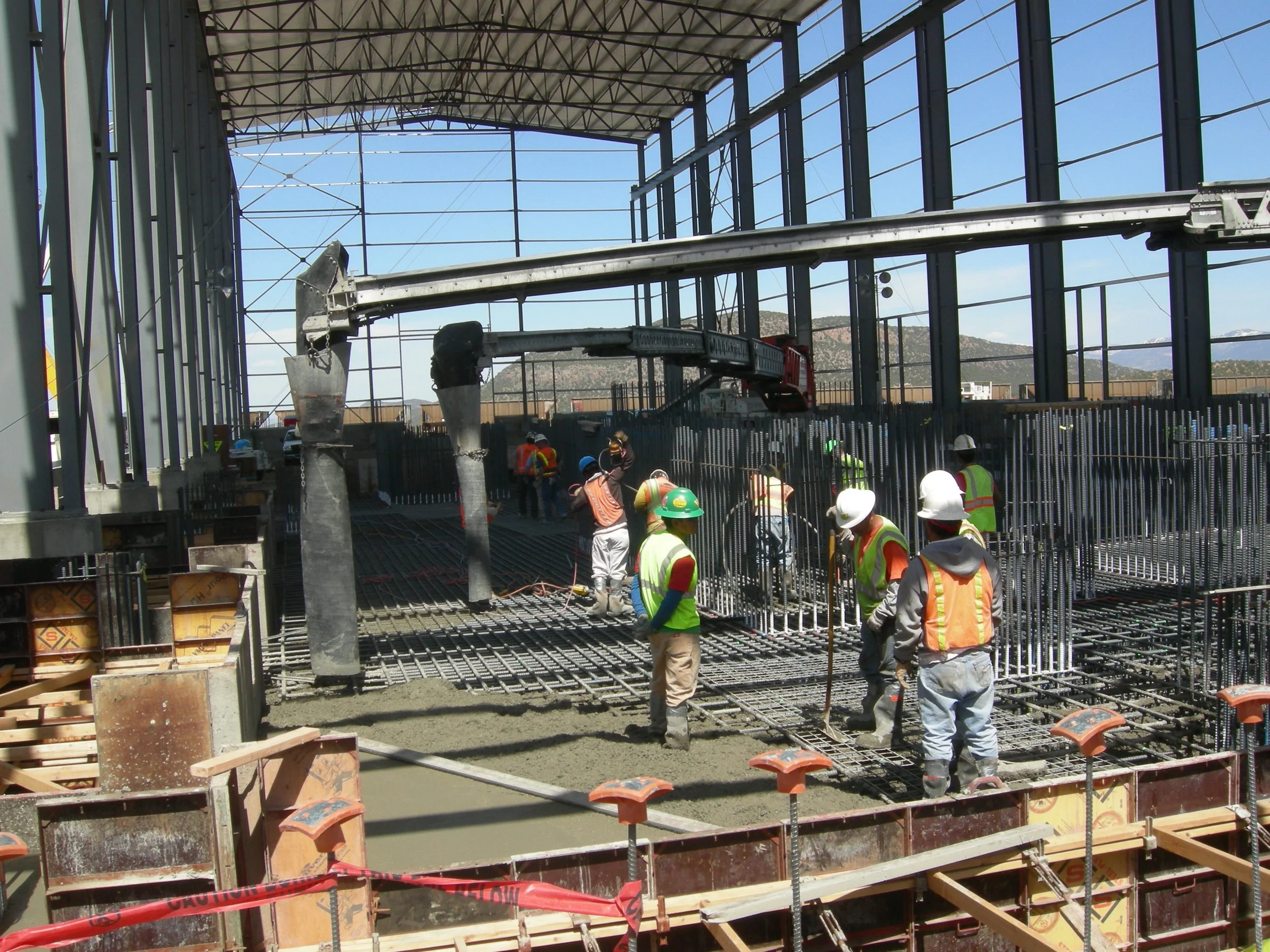 Cement Pourt, CML Mines Concentrate Plant 0411.jpg