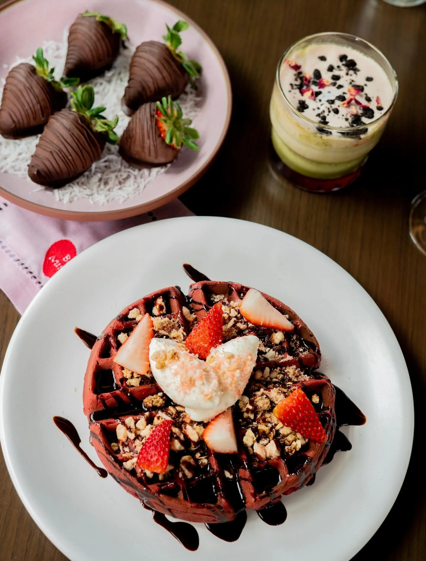 POV: this is your table at Galentine&rsquo;s this Saturday 💌

Special menu items, fun cocktails + mocktails, and all the cutest little details for your brunch date with your besties. 

Reservations are almost full, so we recommend booking today 🤍

