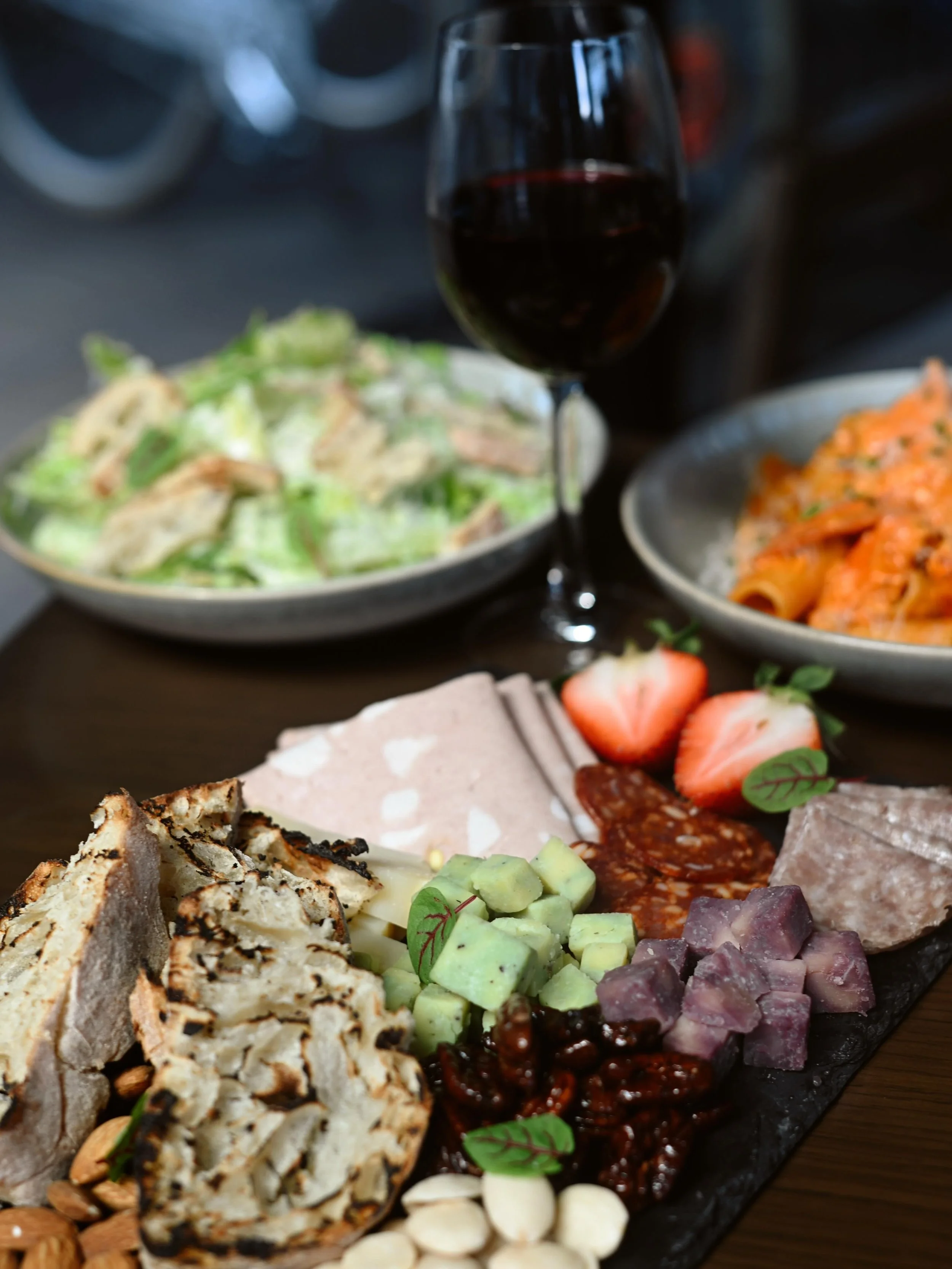 Fresh flavors, new favorites. ✨ Our updated menu has arrived at Silo, along with new daily specials worth making plans for. Join us for dinner, drinks, and something new. 🍷🍝