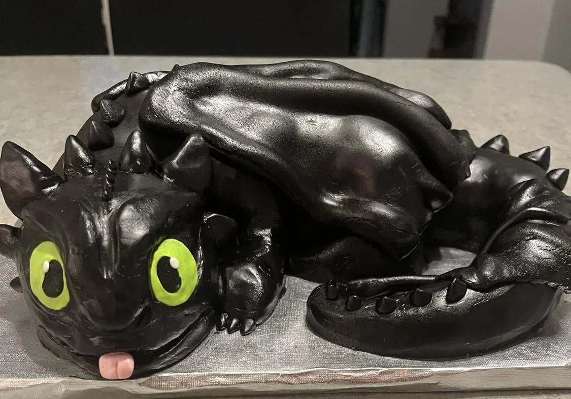 toothless cake.jpg
