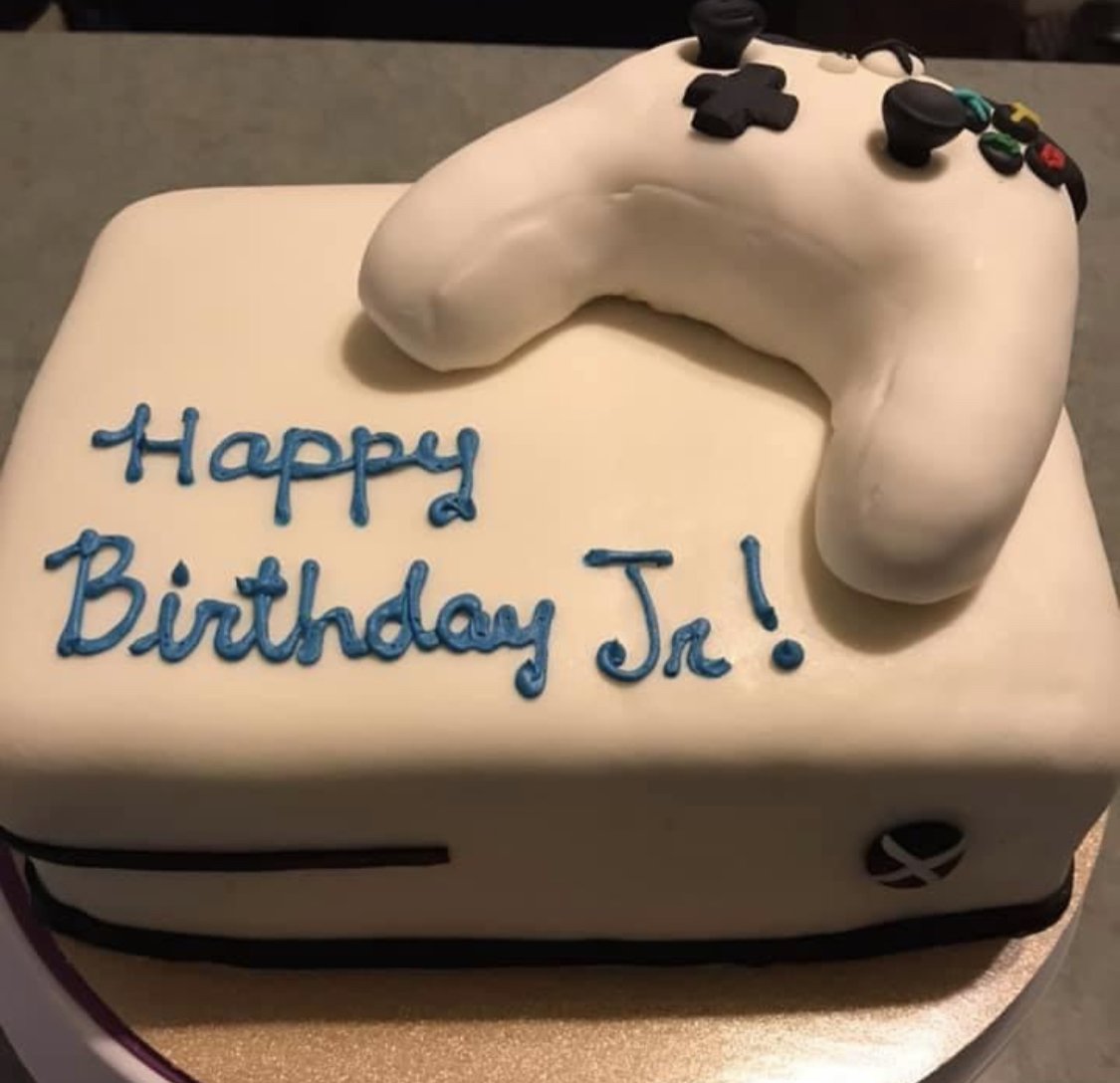 xbox cake.jpg