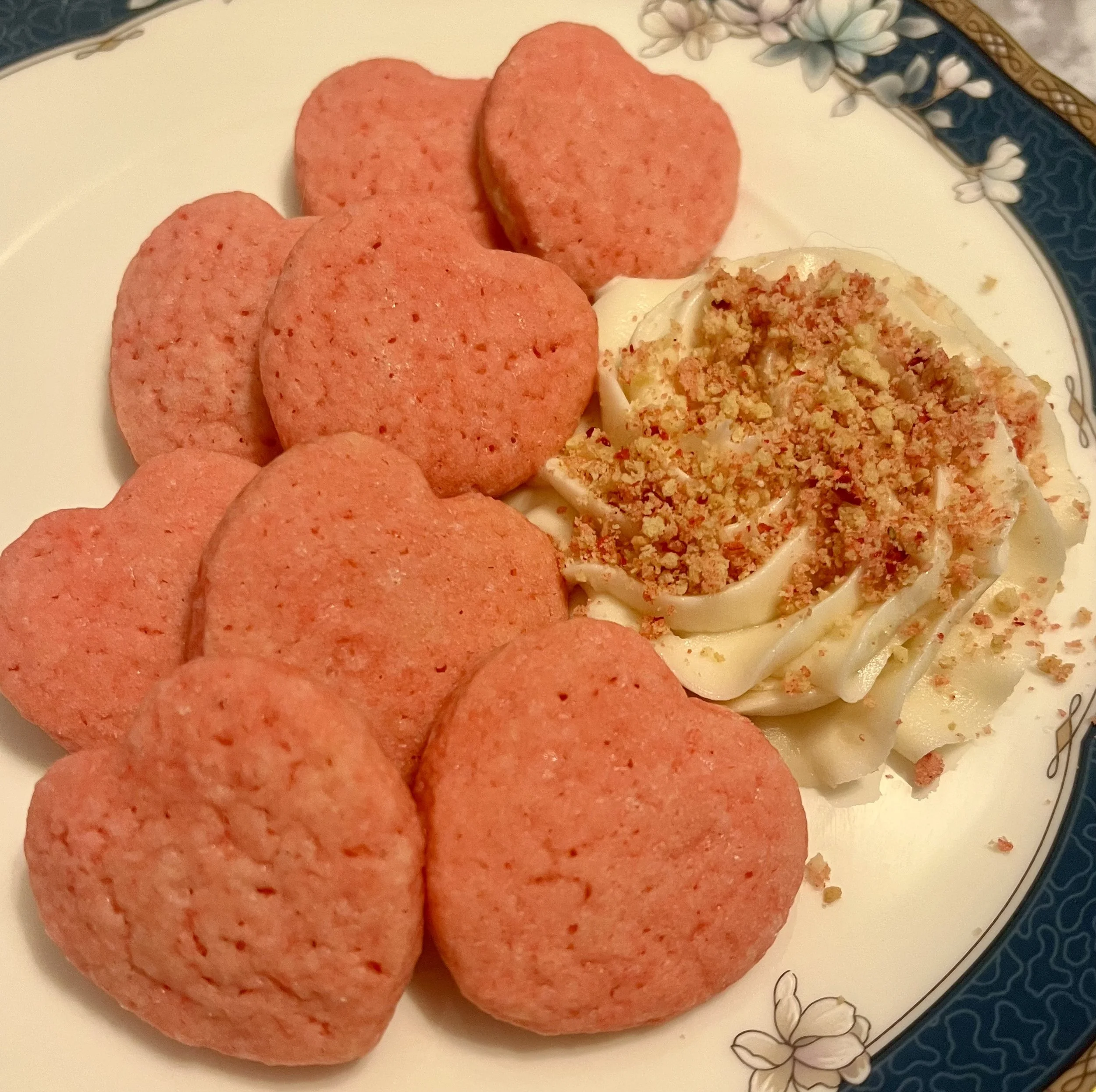 strawberry crunch sugaroo.jpeg