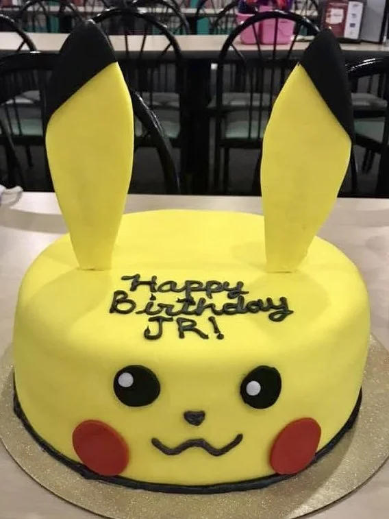 pikachu cake.jpg