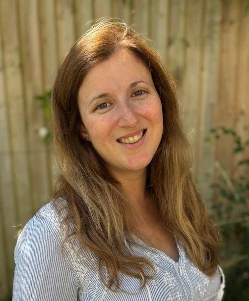 A portrait of Jasel Small, HCPC registered dietitian and founder of The Fertility & Family Dietitian