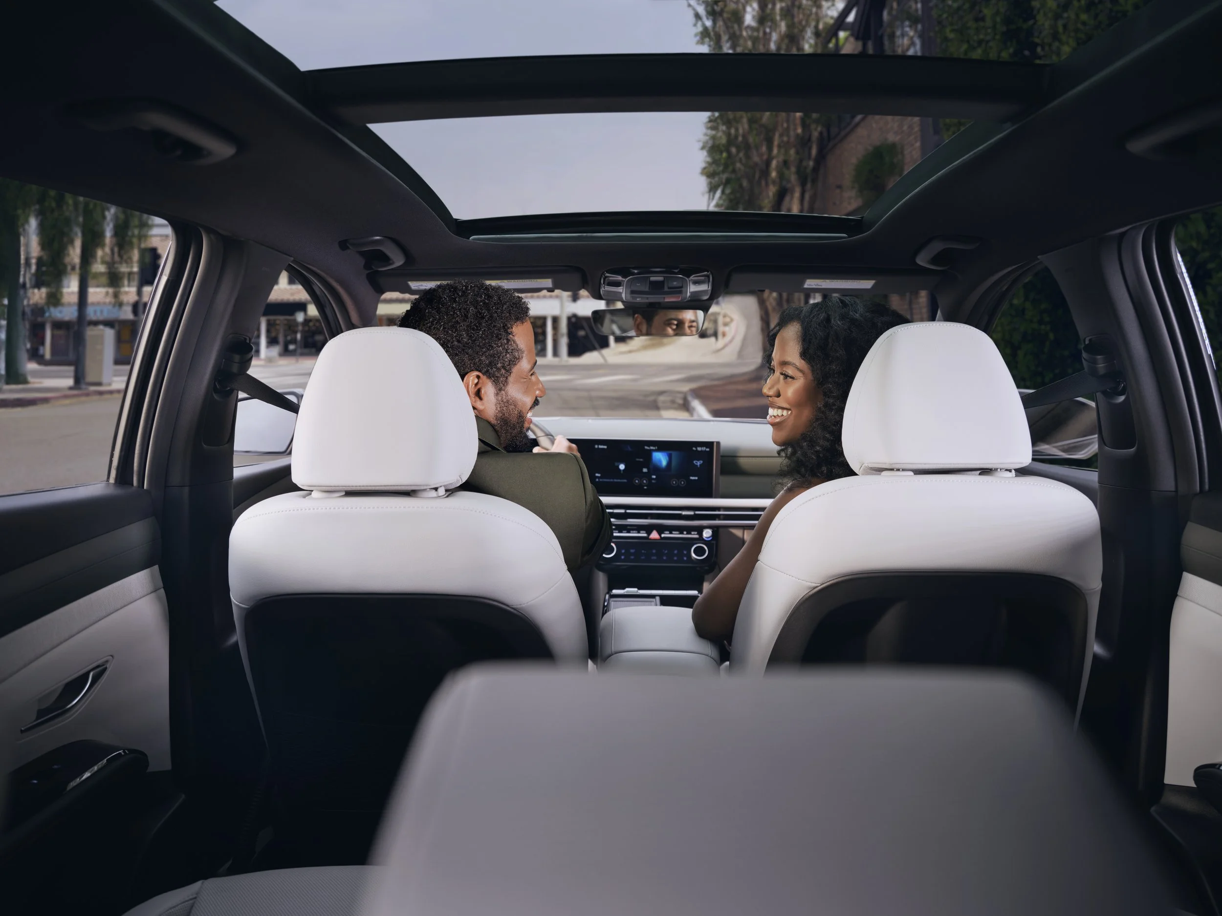 Interior_Spacious_1231.jpg