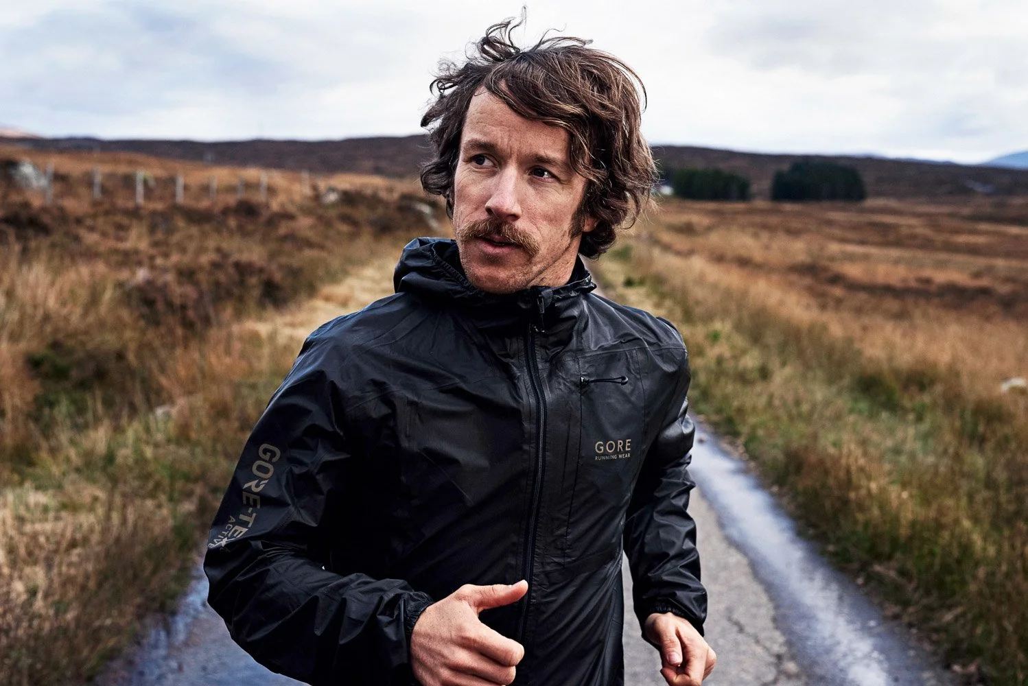 Manuel_Ferrigato_Gore_Tex_Outdoorbiking_Running (23).jpg