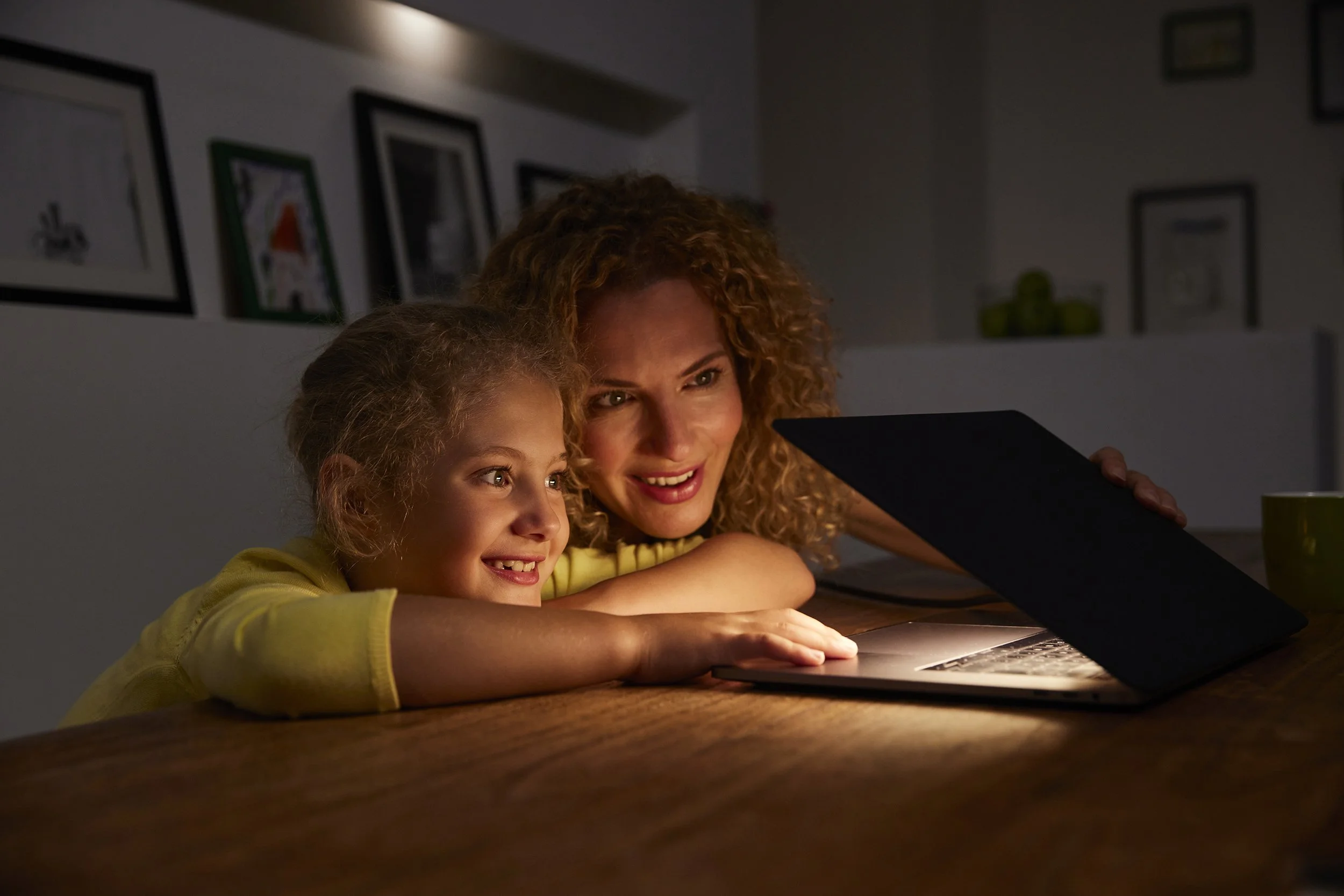 Stefanie_Aumiller_usenext_1 (4).jpg