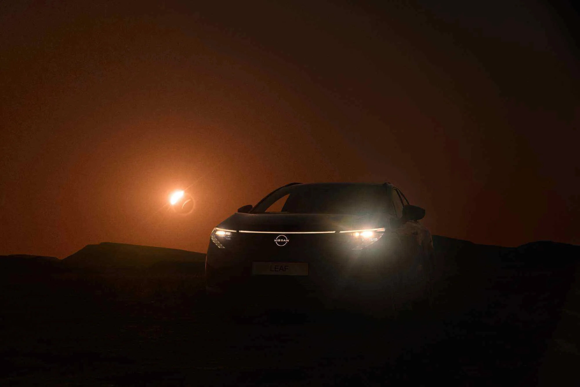 NISSAN-LEAF_03_ECLIPSE_01368_sRGB_WEB.jpg