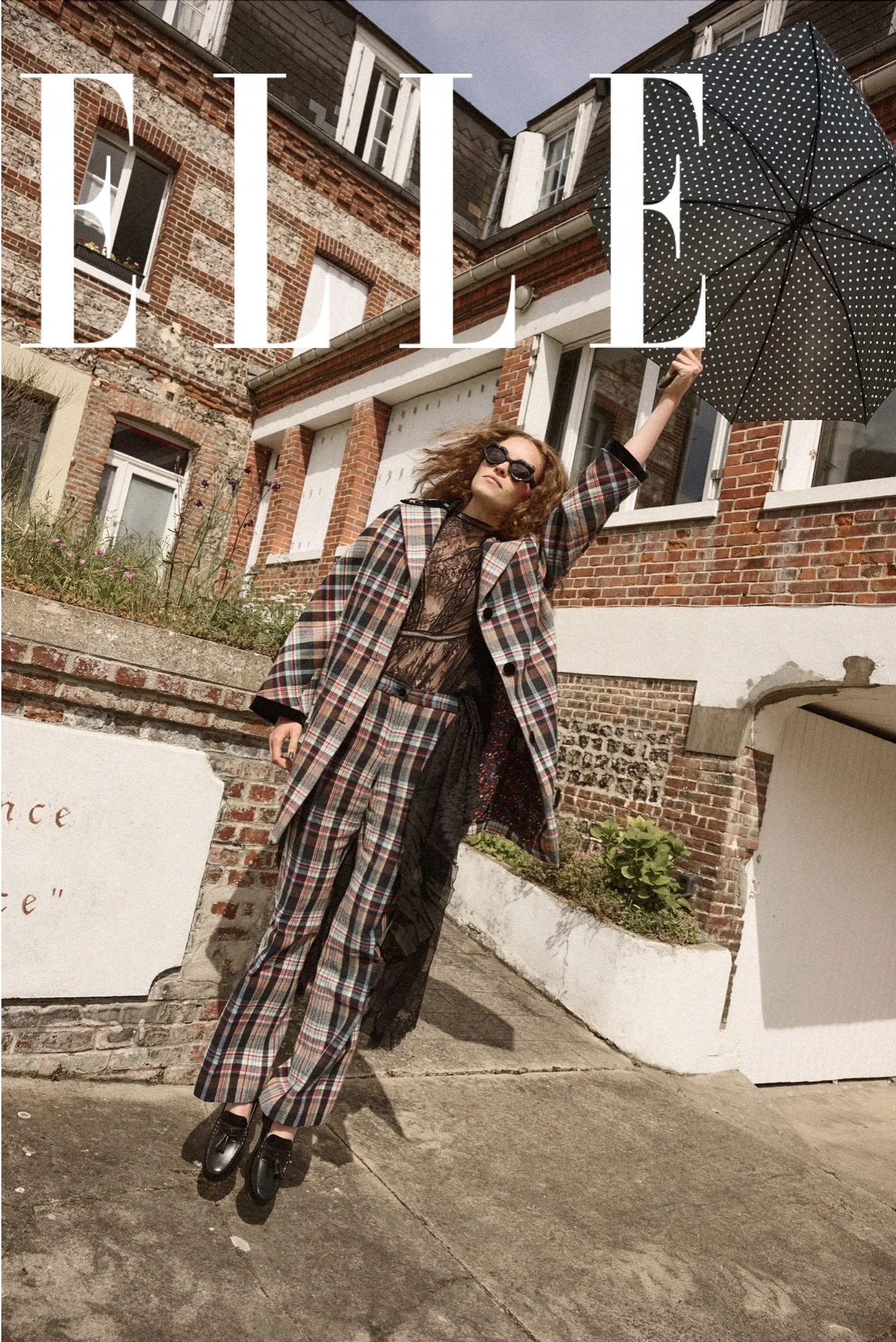 Elle 4.jpg