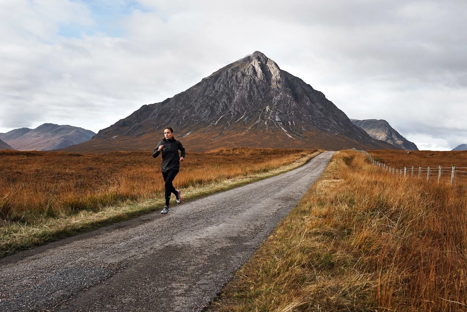 Manuel_Ferrigato_Gore_Tex_Outdoorbiking_Running (20).jpg