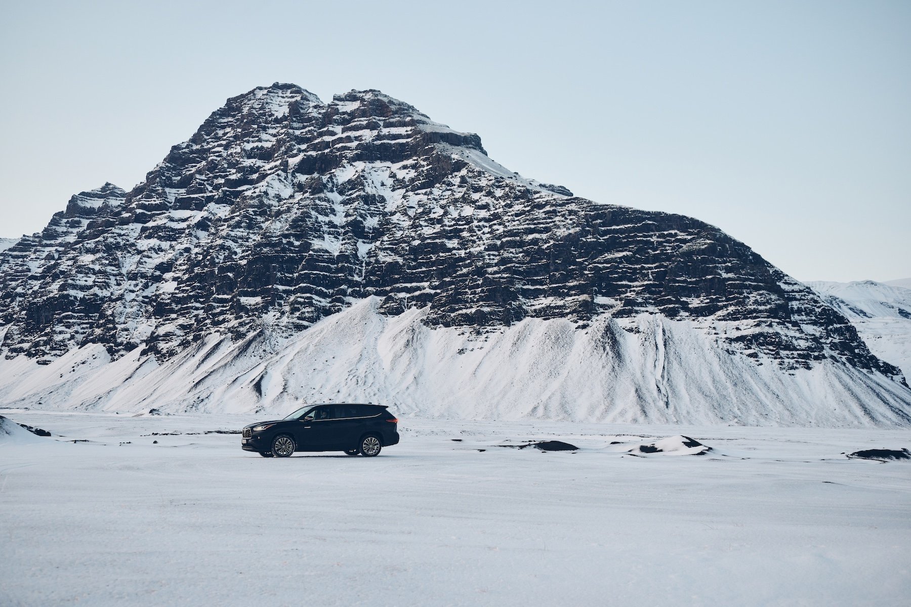 toyota-land-cruiser-transportationphotography-iceland-snow-roadtrip-car-4x4-vehicle-lifestyle-landscape-winter-snow3-1721912394.jpg