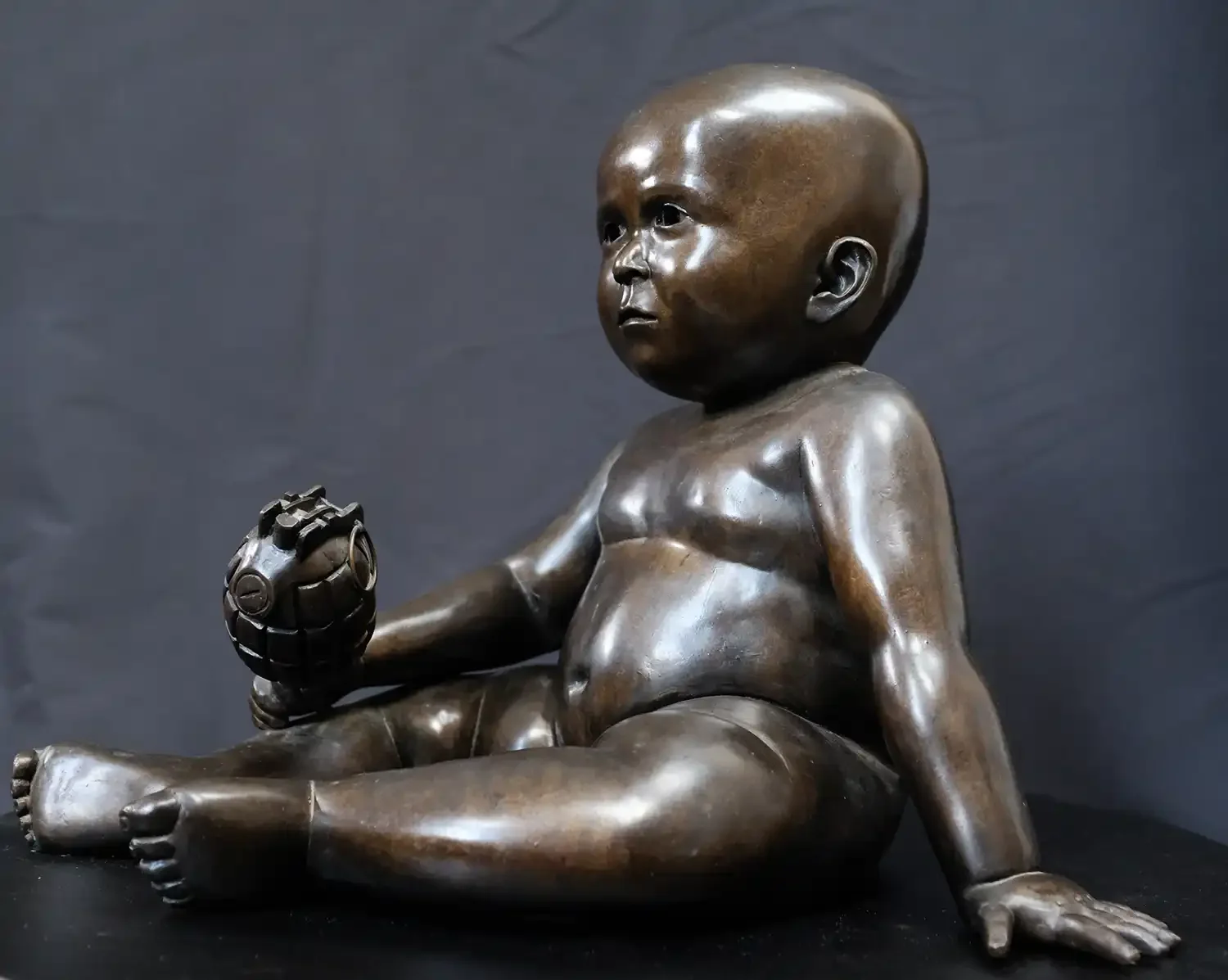 'Eros', 2019  
(Patinated bronze, 37 x 40 x 40cm) 
